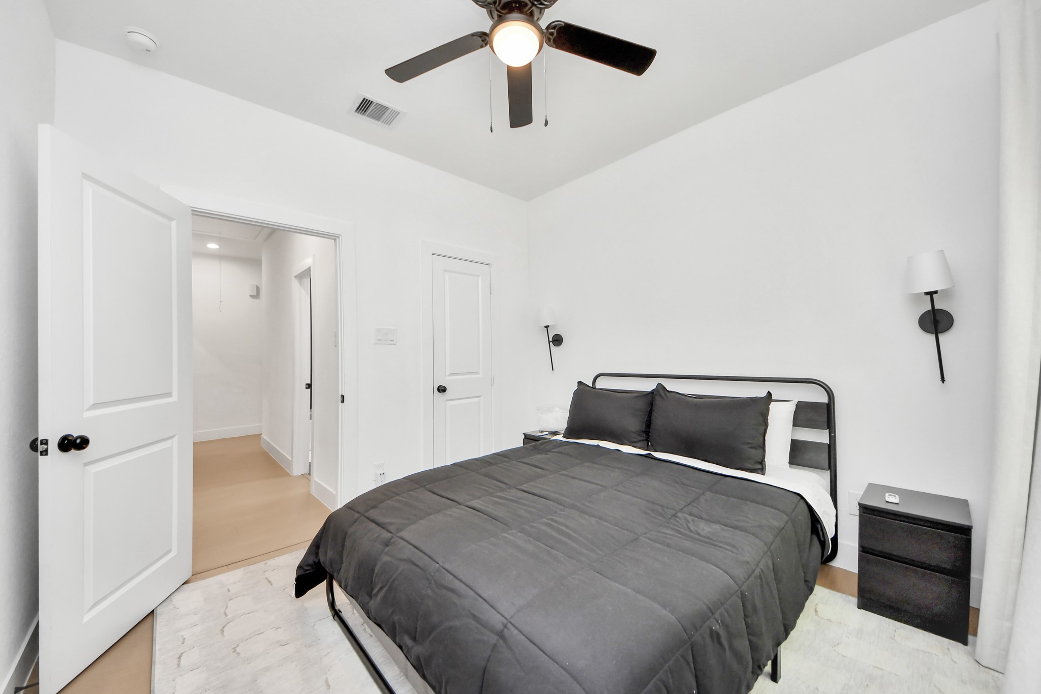 5774 Heron Drive B Property Photo 28