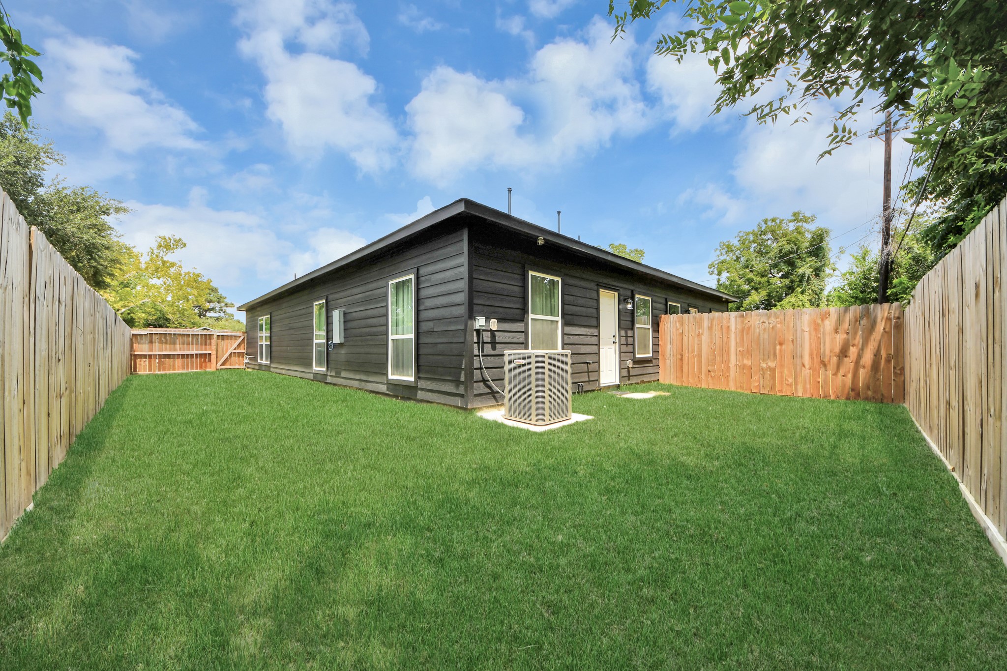 5774 Heron Drive B Property Photo 35