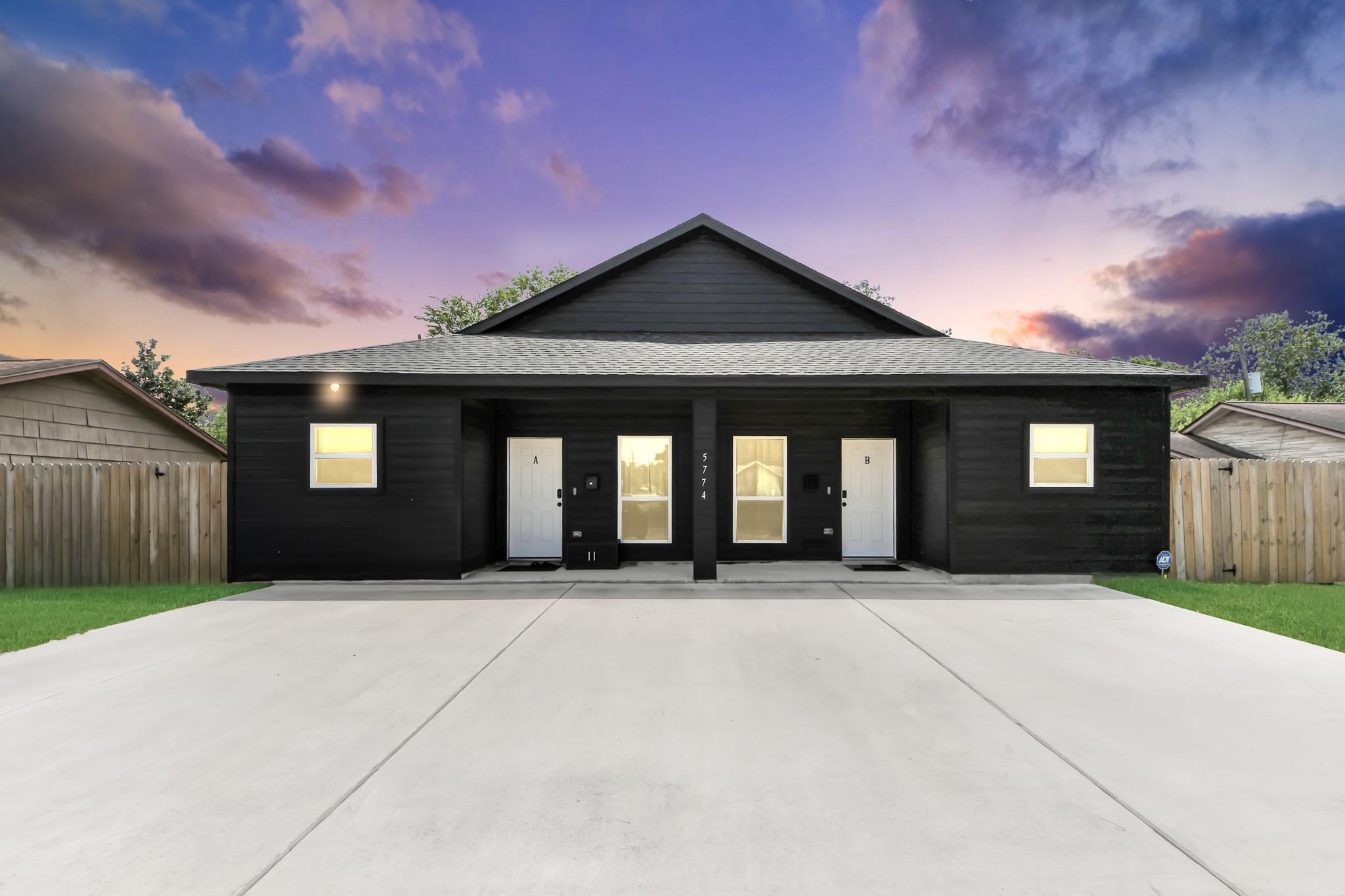 5774 Heron Drive B Property Photo 38