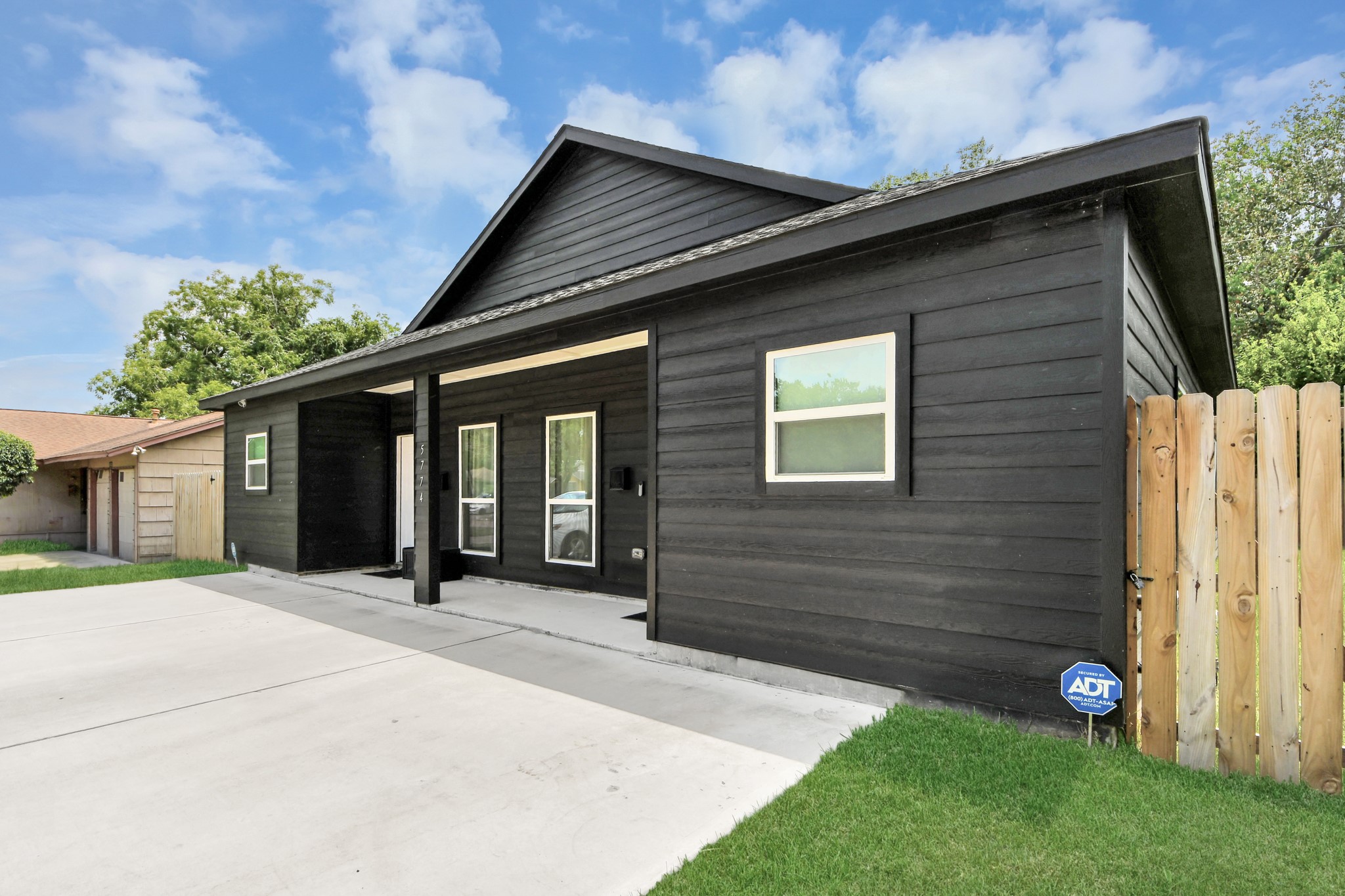 5774 Heron Drive B Property Photo 39