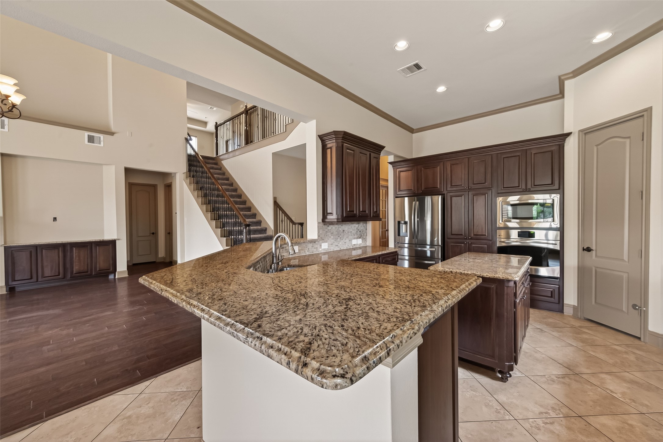 27411 Manor Falls Lane Property Photo 15