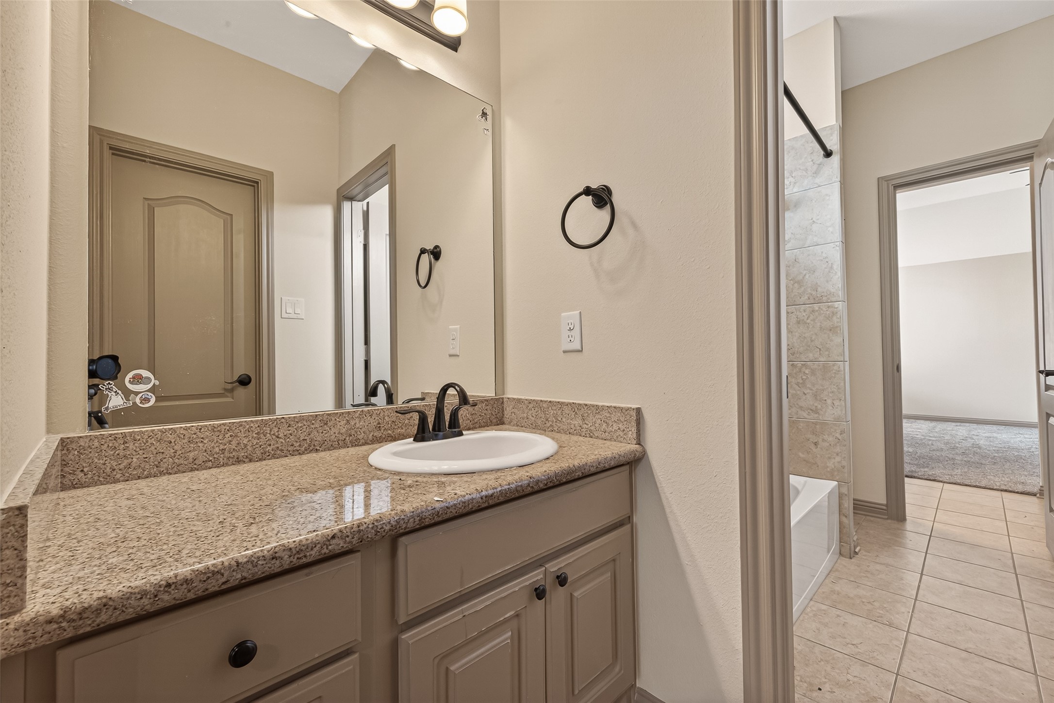 27411 Manor Falls Lane Property Photo 34