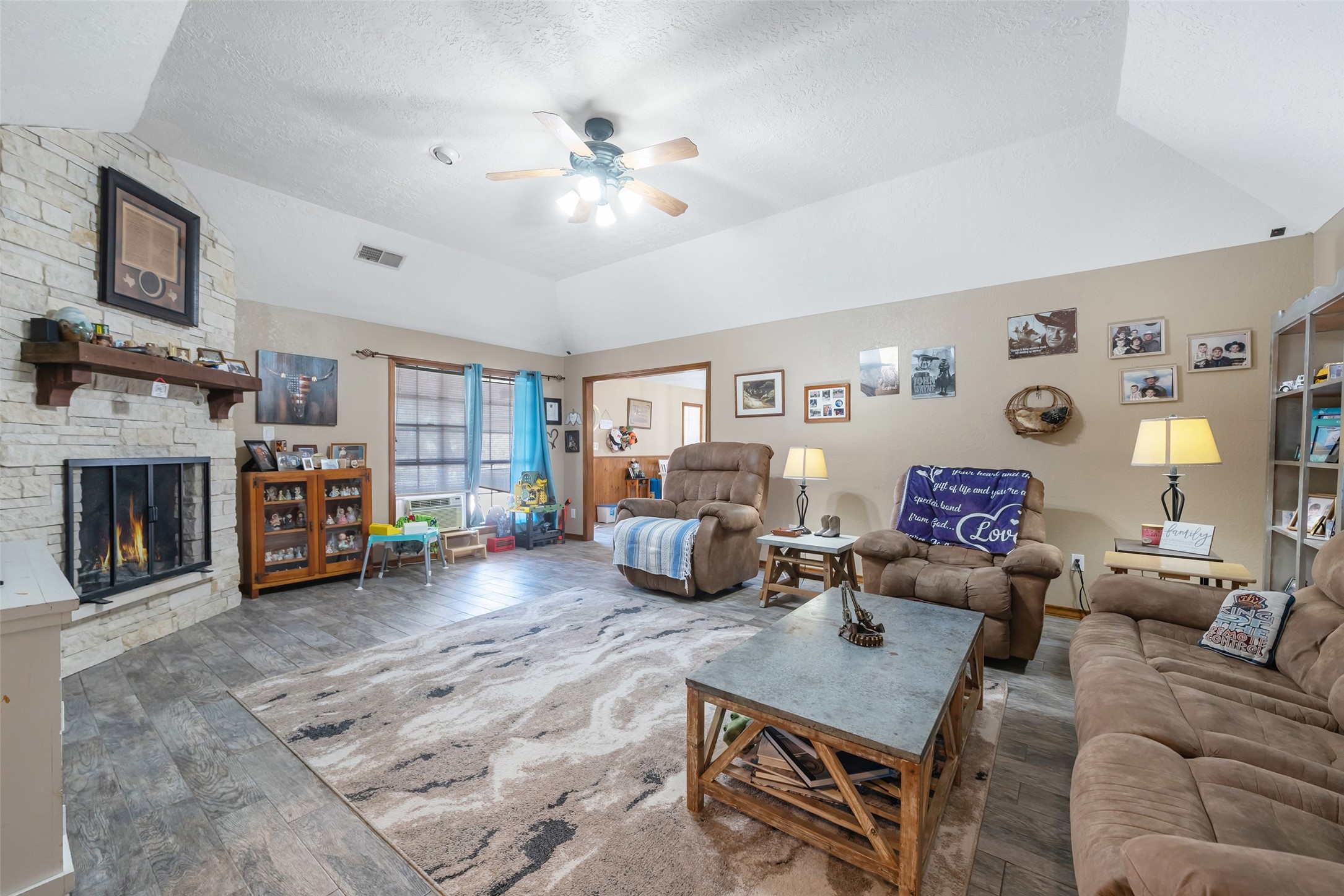 1014 Ginger Street Property Photo 6