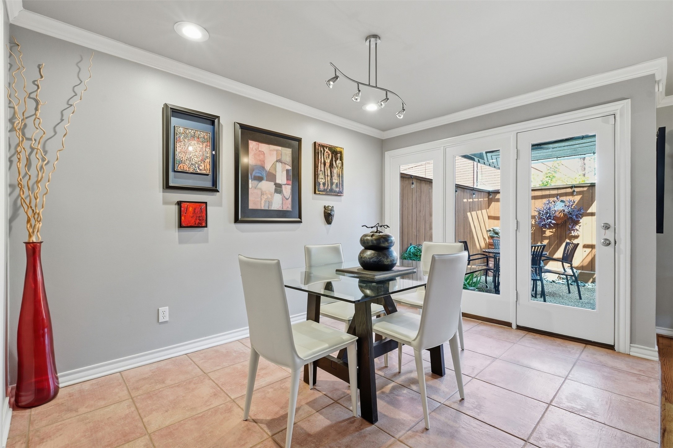 818 Sul Ross Street Property Photo 3