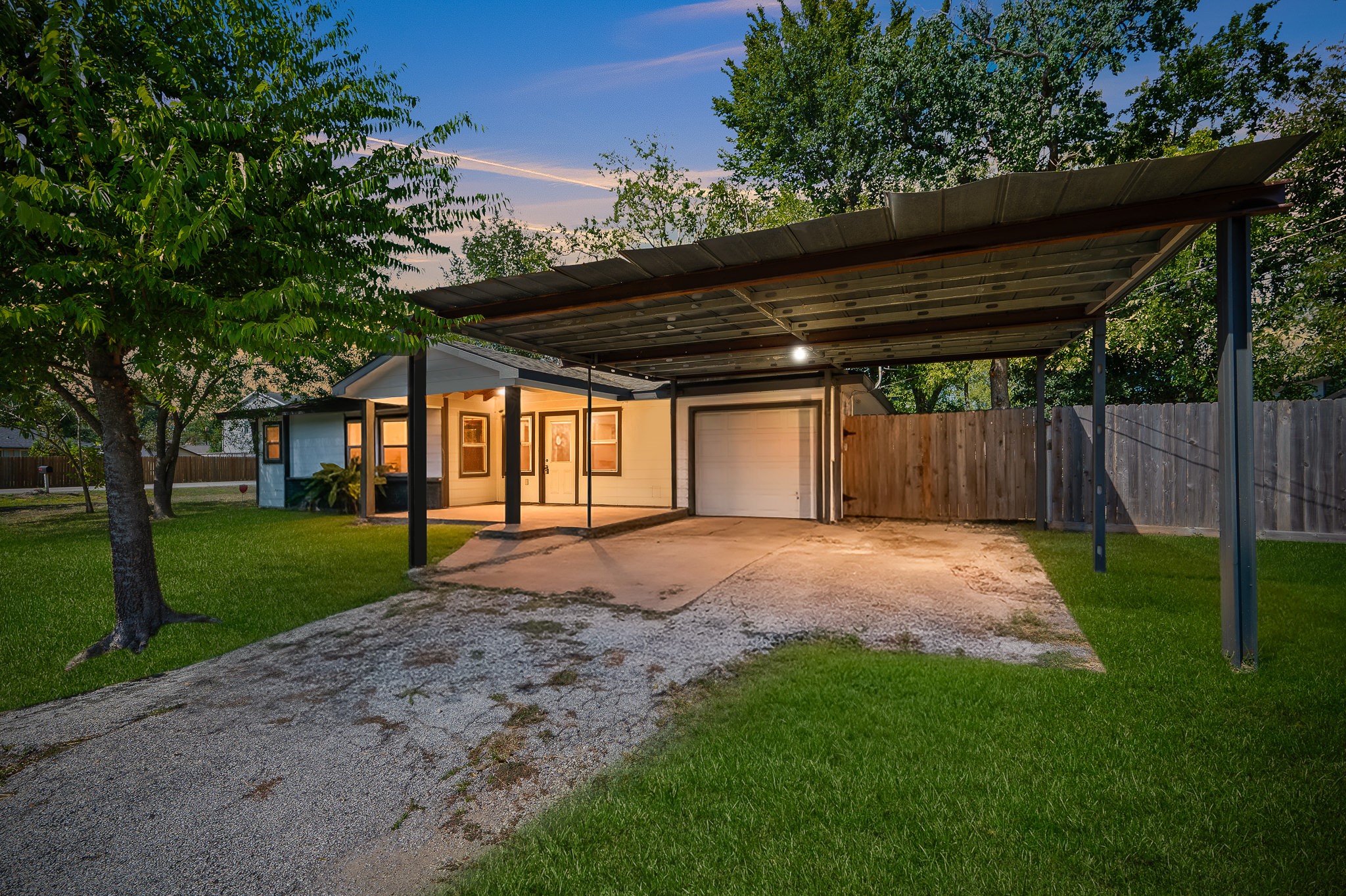 2222 Peppermill Road Property Photo 1
