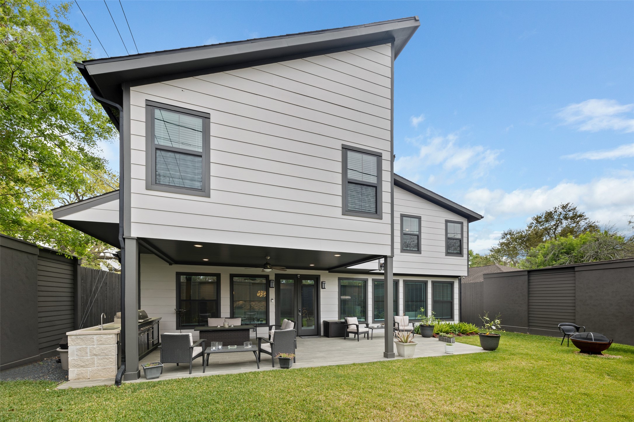 2928 Suffolk Drive Property Photo 43