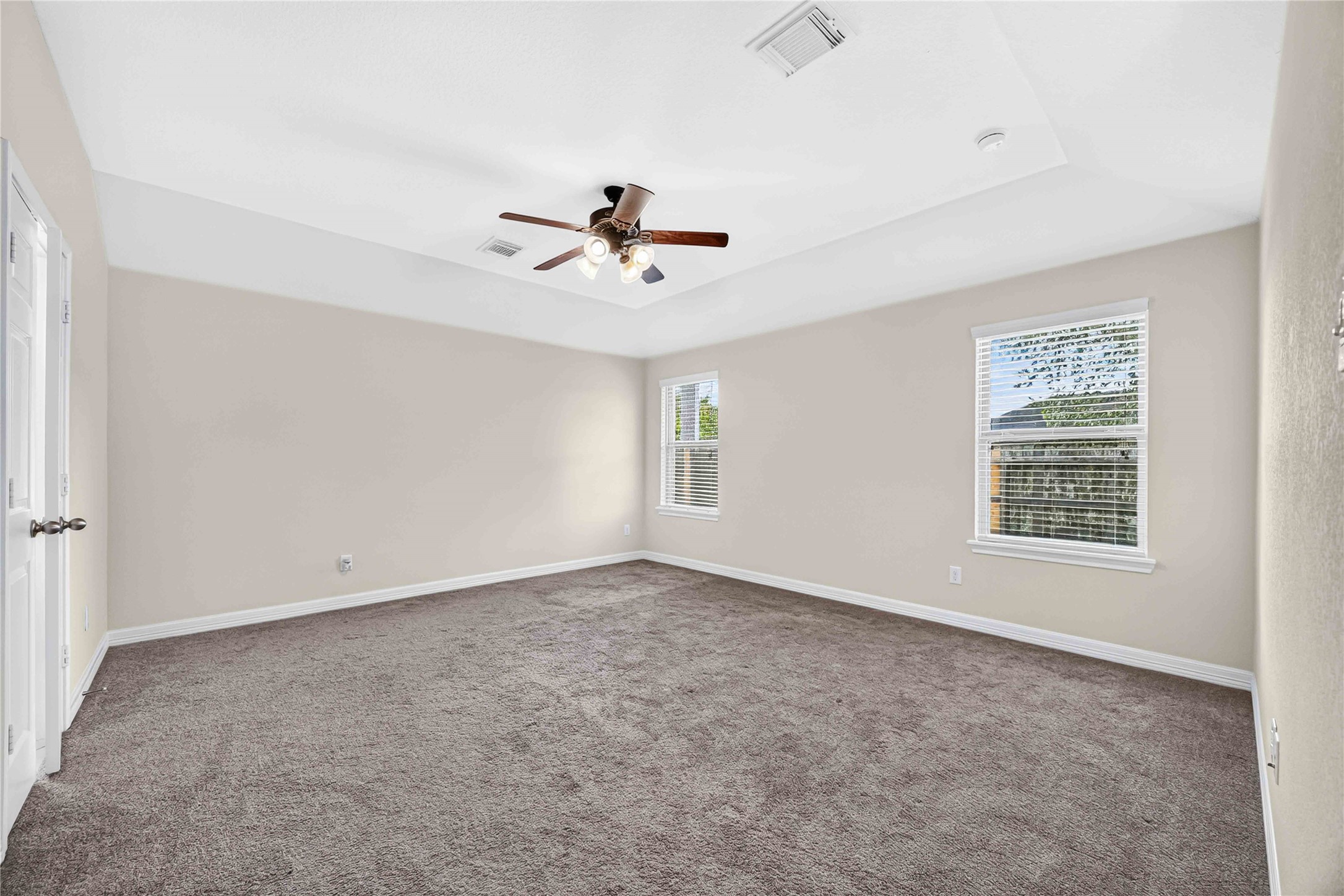 28907 Crested Butte Drive Property Photo 13