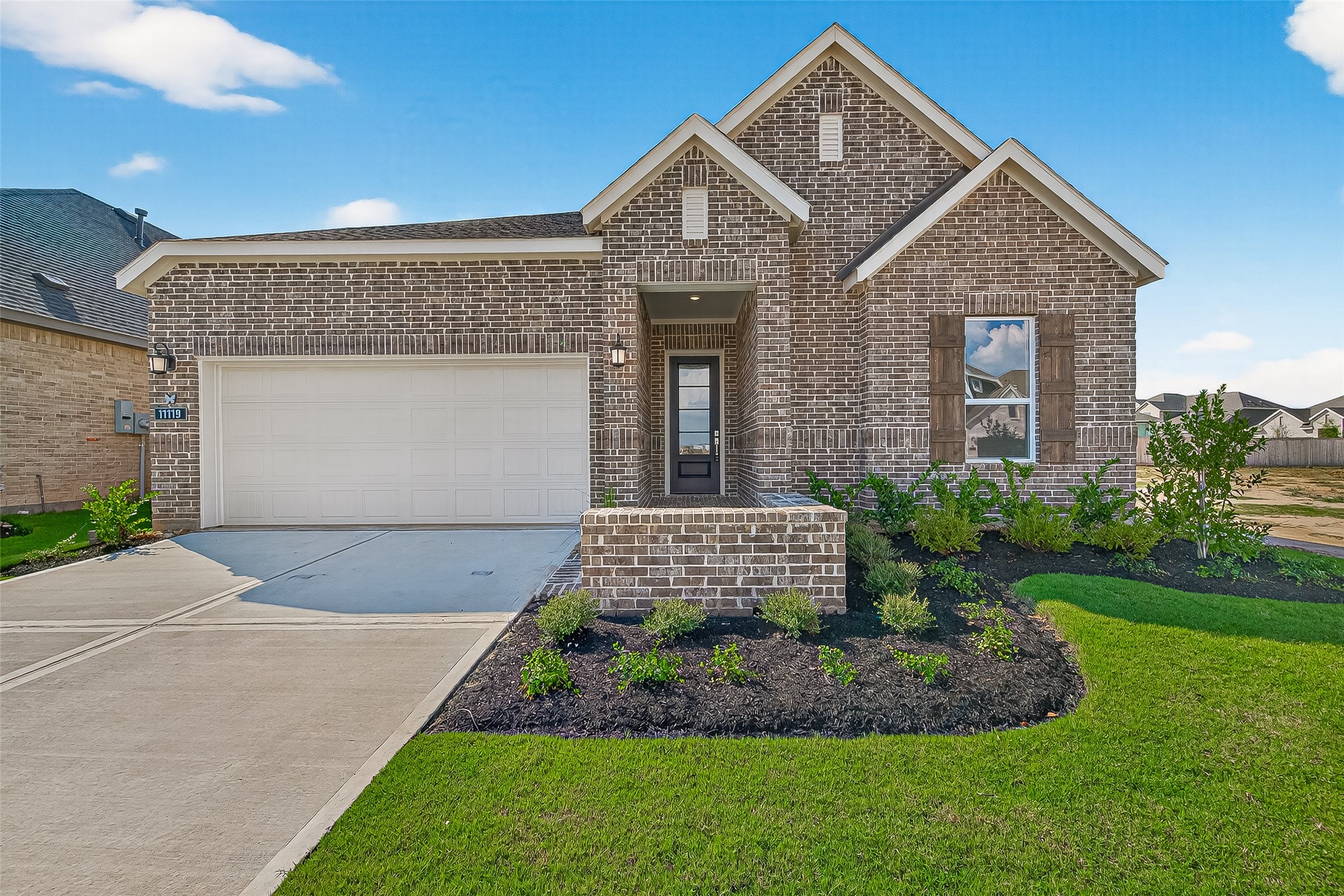 11119 Poplar Tree Dr Property Photo 5