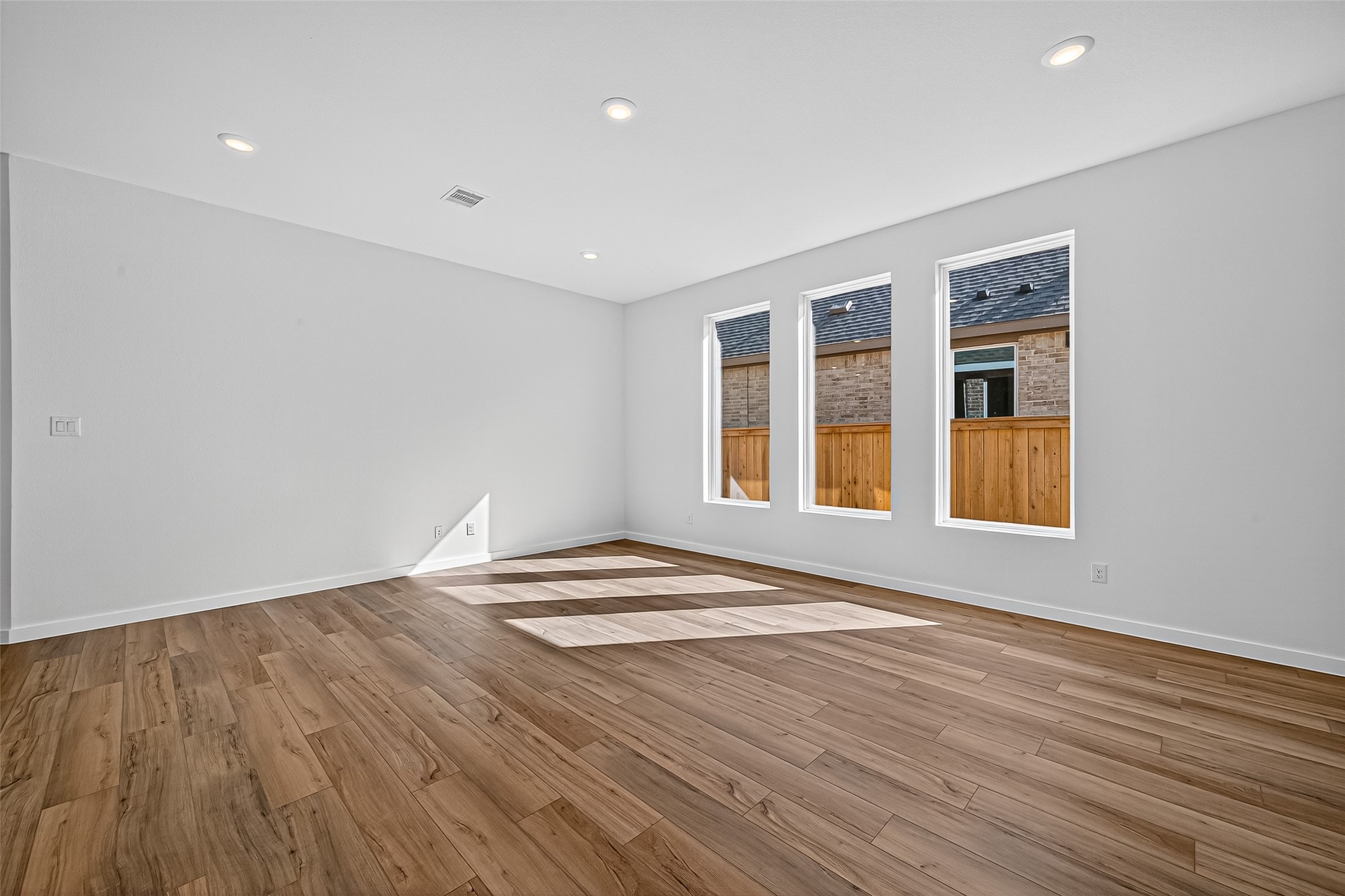 11119 Poplar Tree Dr Property Photo 12