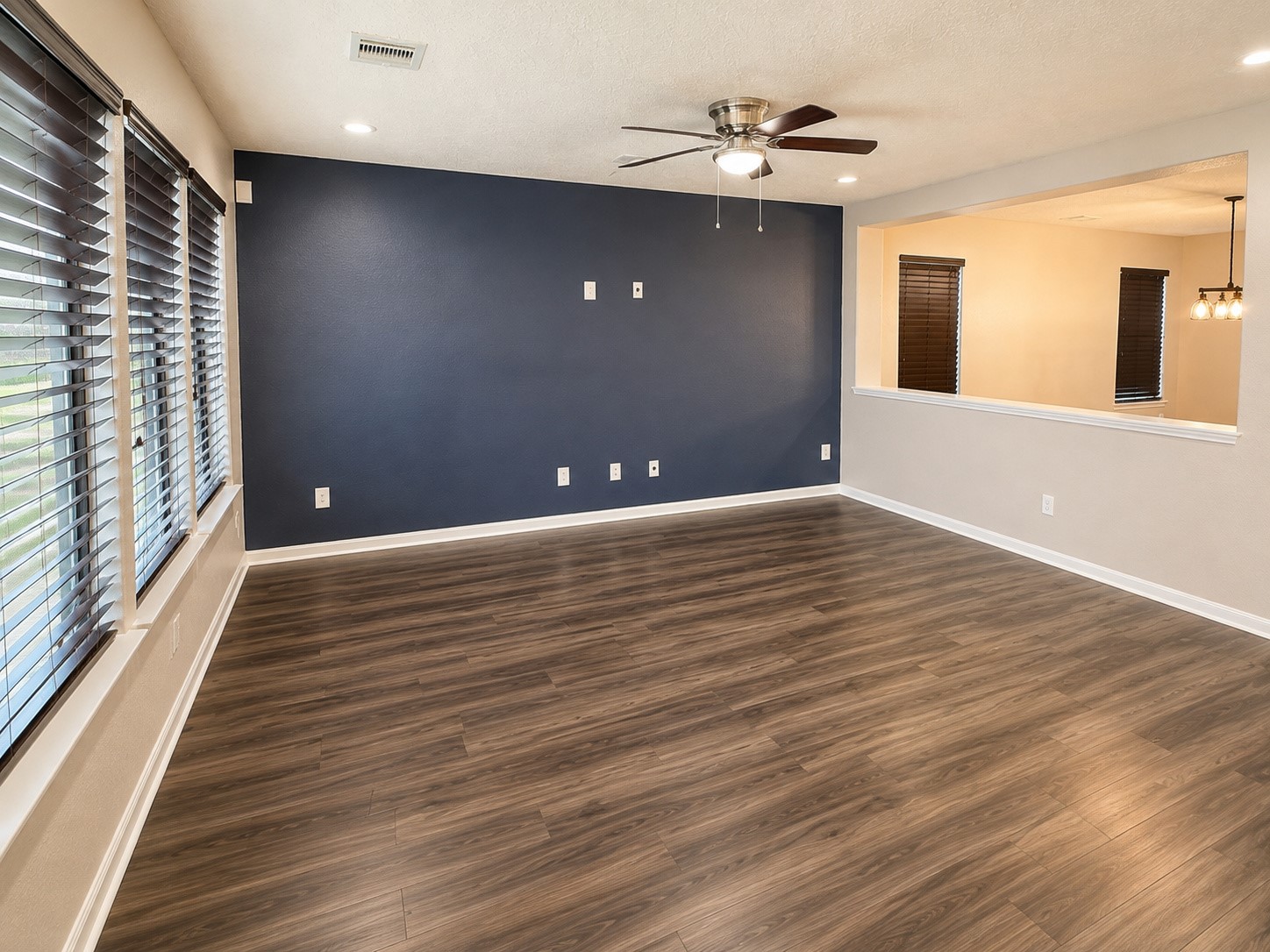 18802 Bailey Oaks Lane Property Photo 9