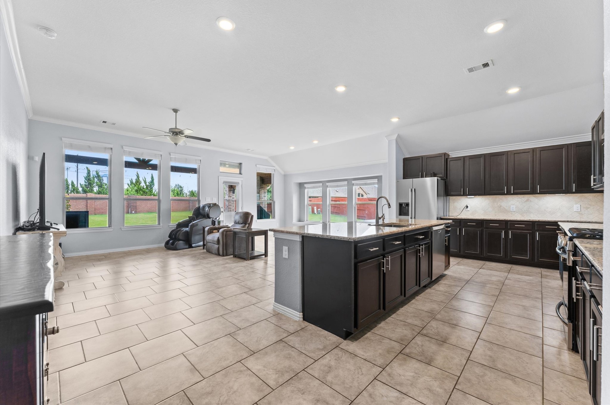 18302 Rowand Path Property Photo 6