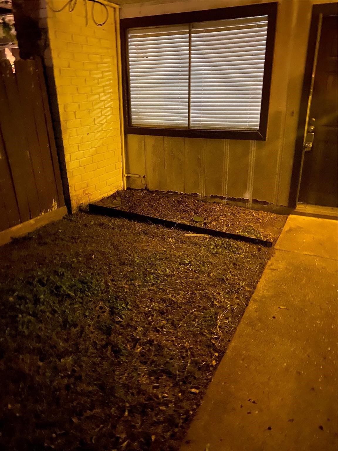 12008 Mighty Oak Drive Property Photo 15