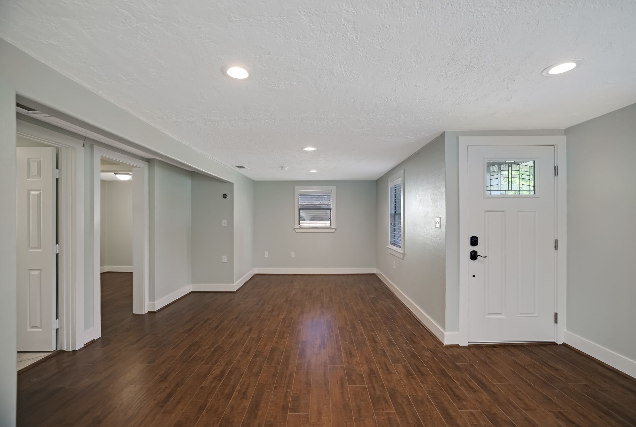 202 Fannin Street Property Photo 14