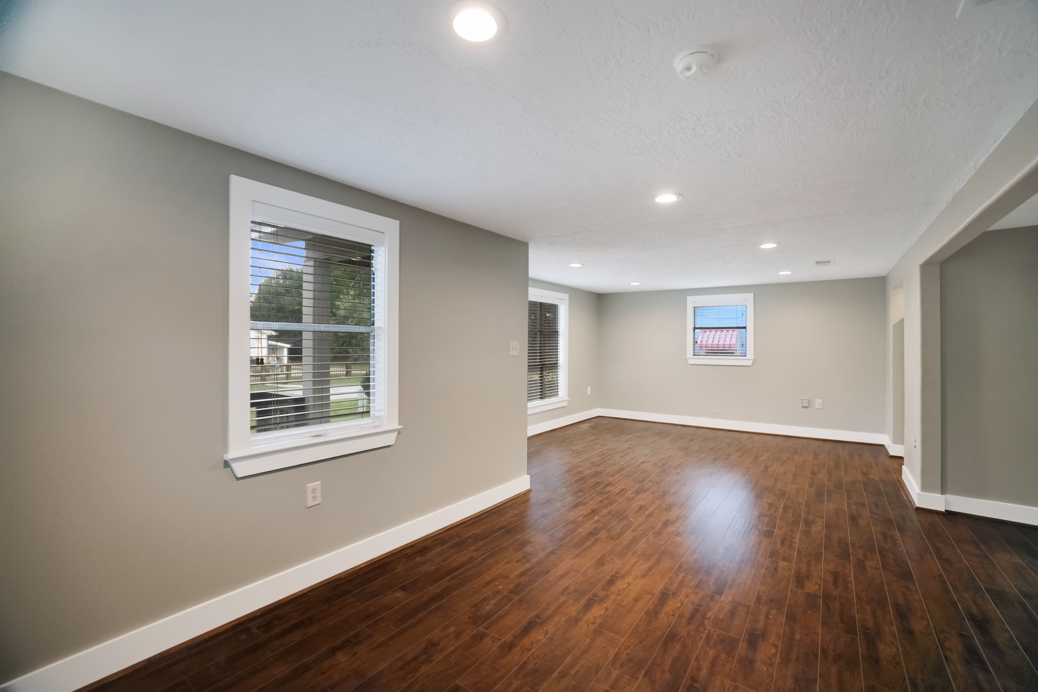 202 Fannin Street Property Photo 15