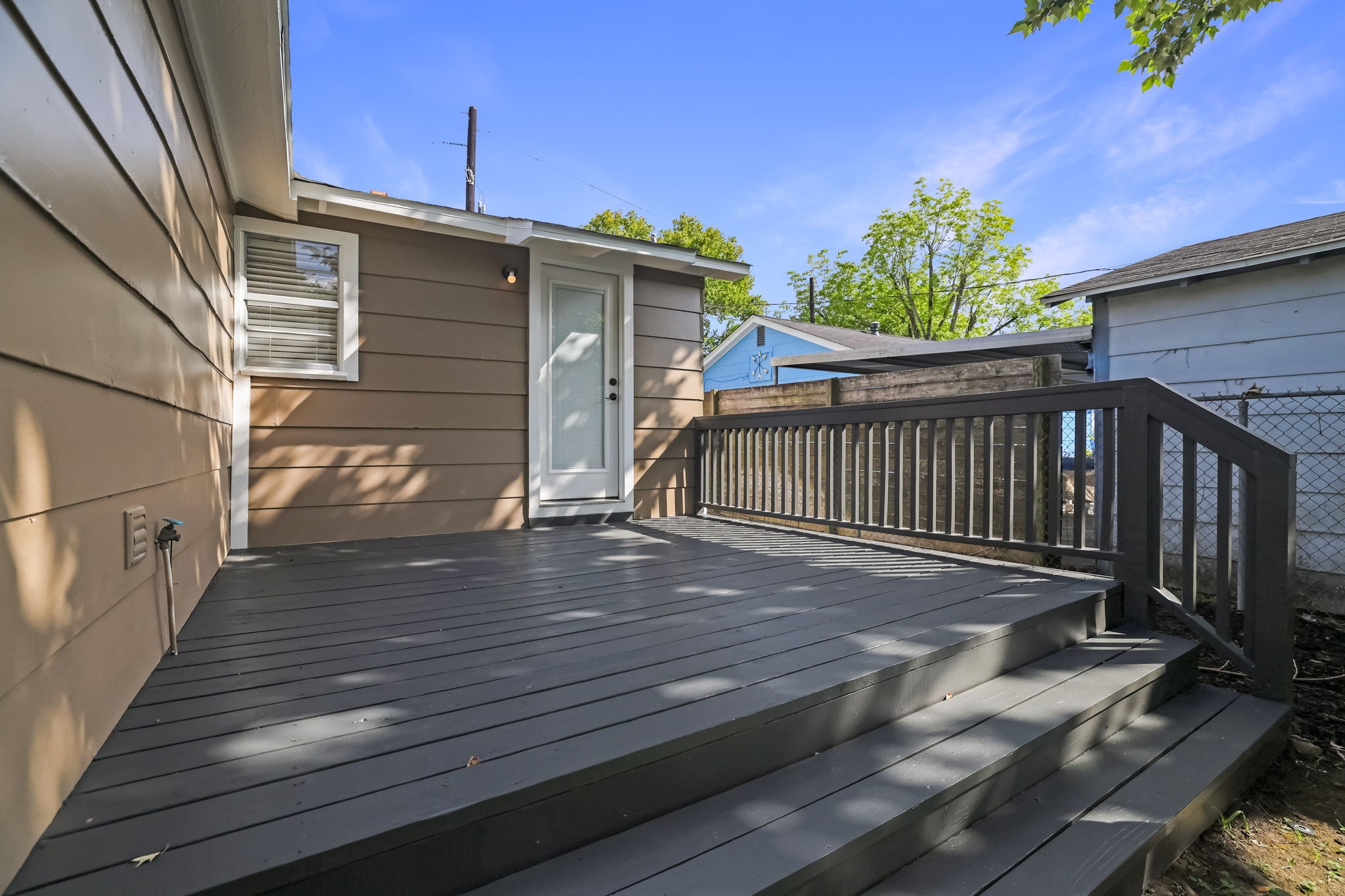 202 Fannin Street Property Photo 27