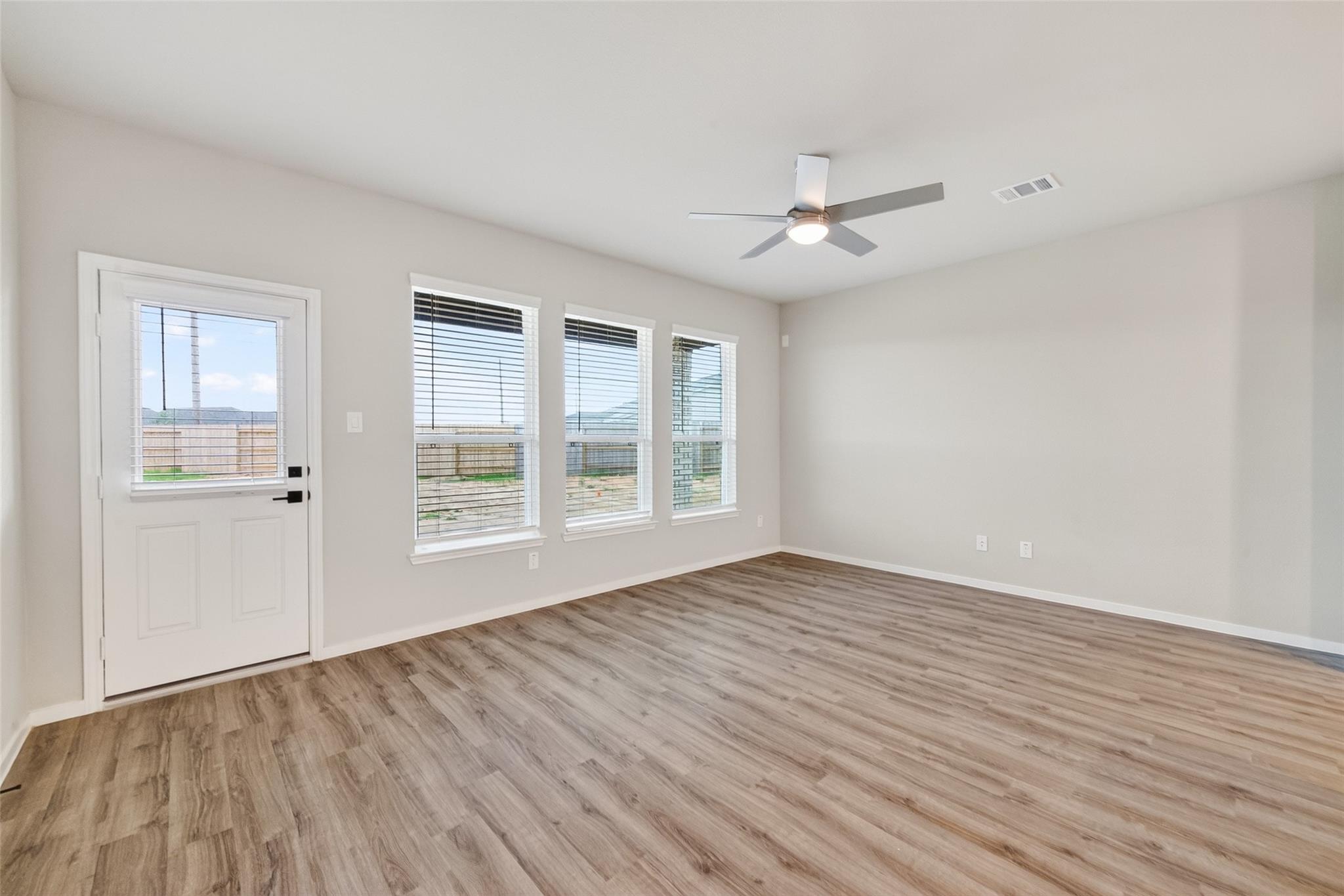 20915 Attalos Stoa Road, Crosby Tx 77532 Property Photo 16