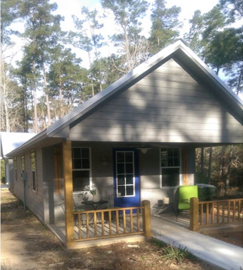 103 Susan Property Photo 2