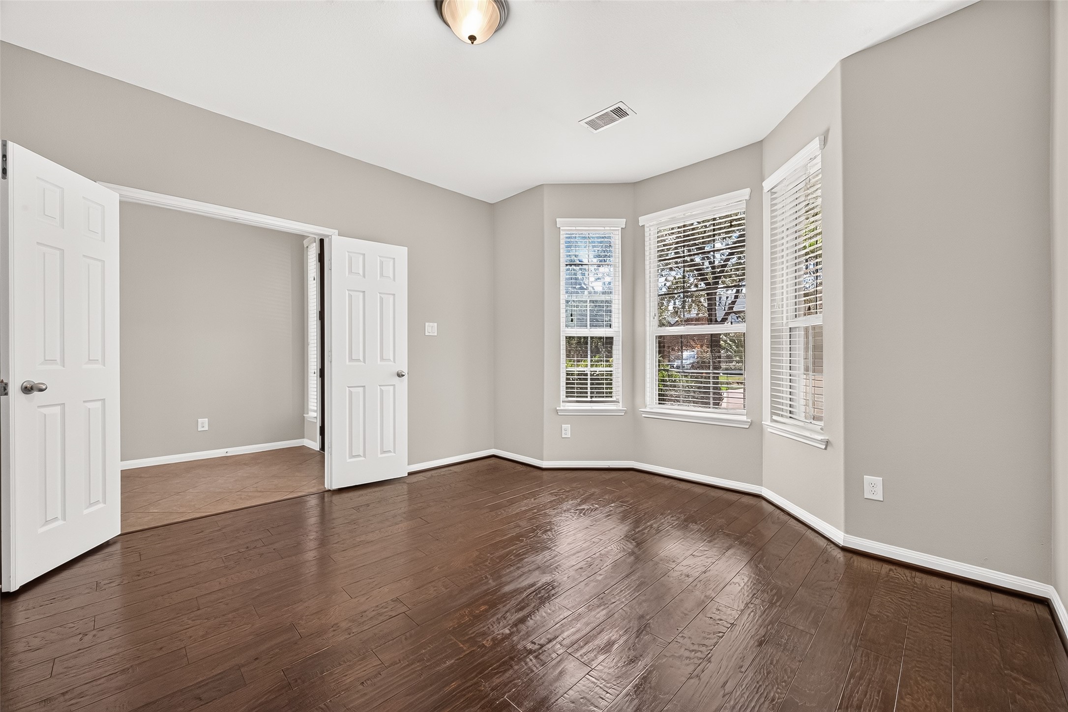25710 Owl Landing Lane Property Photo 4