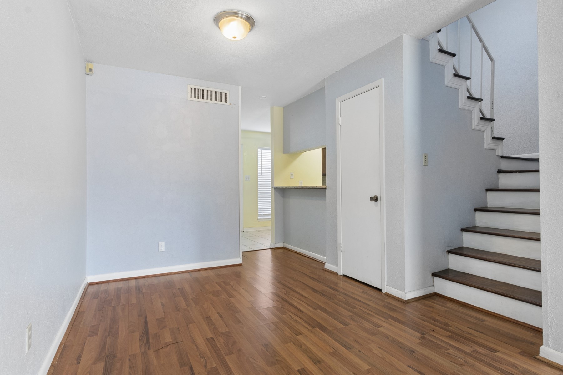 6111 Beverly Hill Street 10 Property Photo