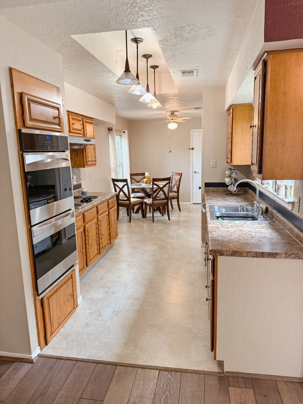 5519 Lynngate Drive Property Photo 7