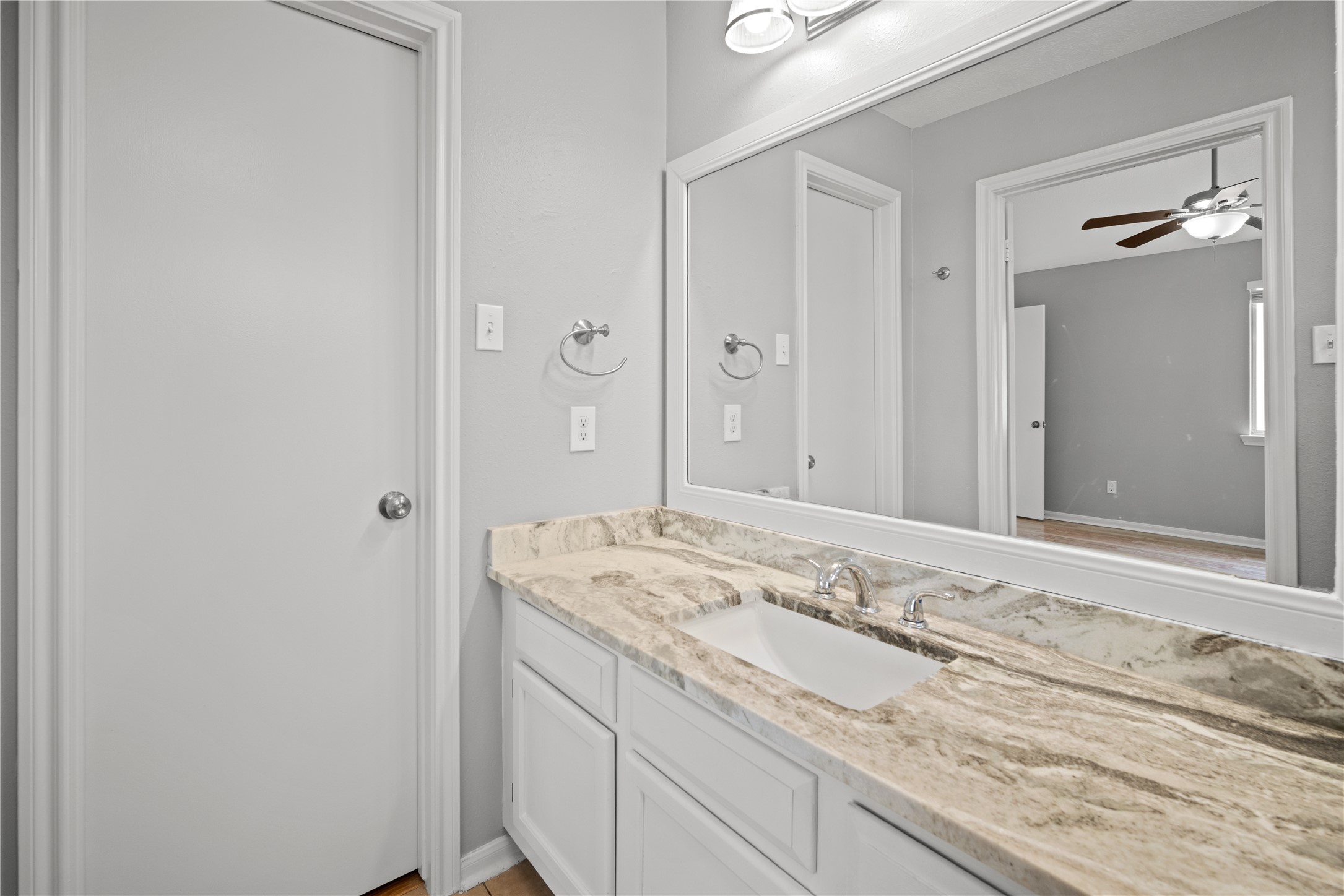 23418 Summer Pine Drive Property Photo 15