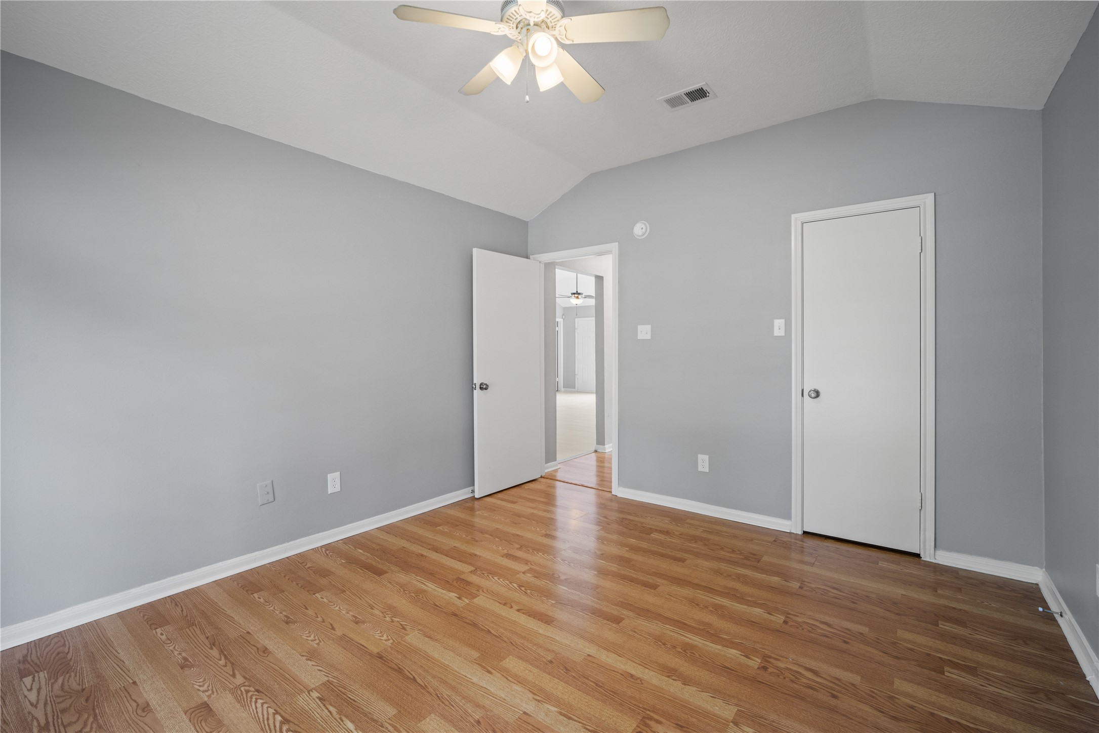 23418 Summer Pine Drive Property Photo 17