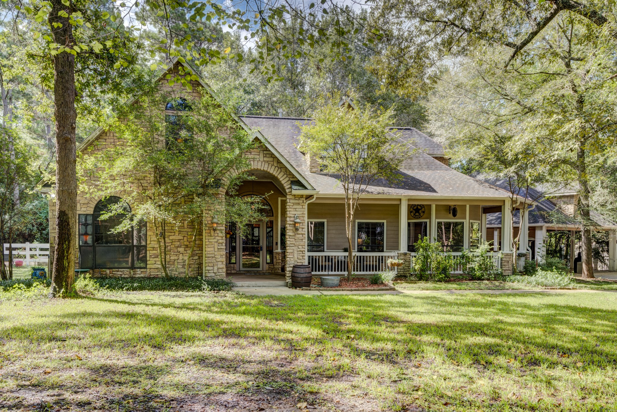 21015 Imperial Oak Drive Property Photo 1