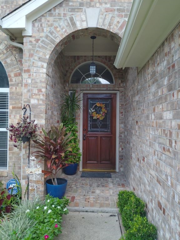 18719 Candle Park Drive Property Photo 10