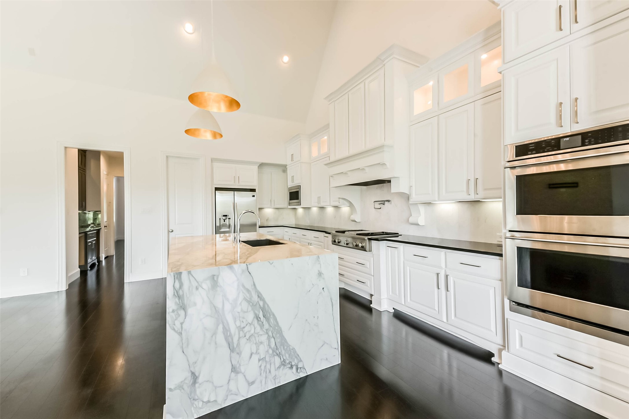 21103 Falling Dawn Drive Property Photo 15