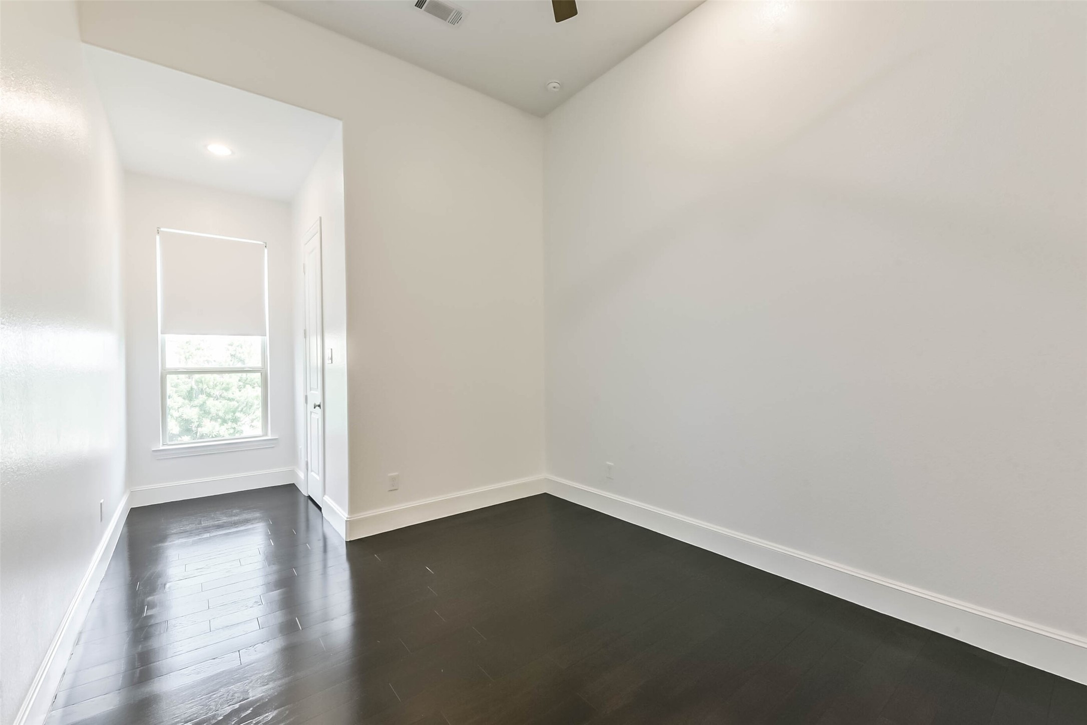 21103 Falling Dawn Drive Property Photo 38
