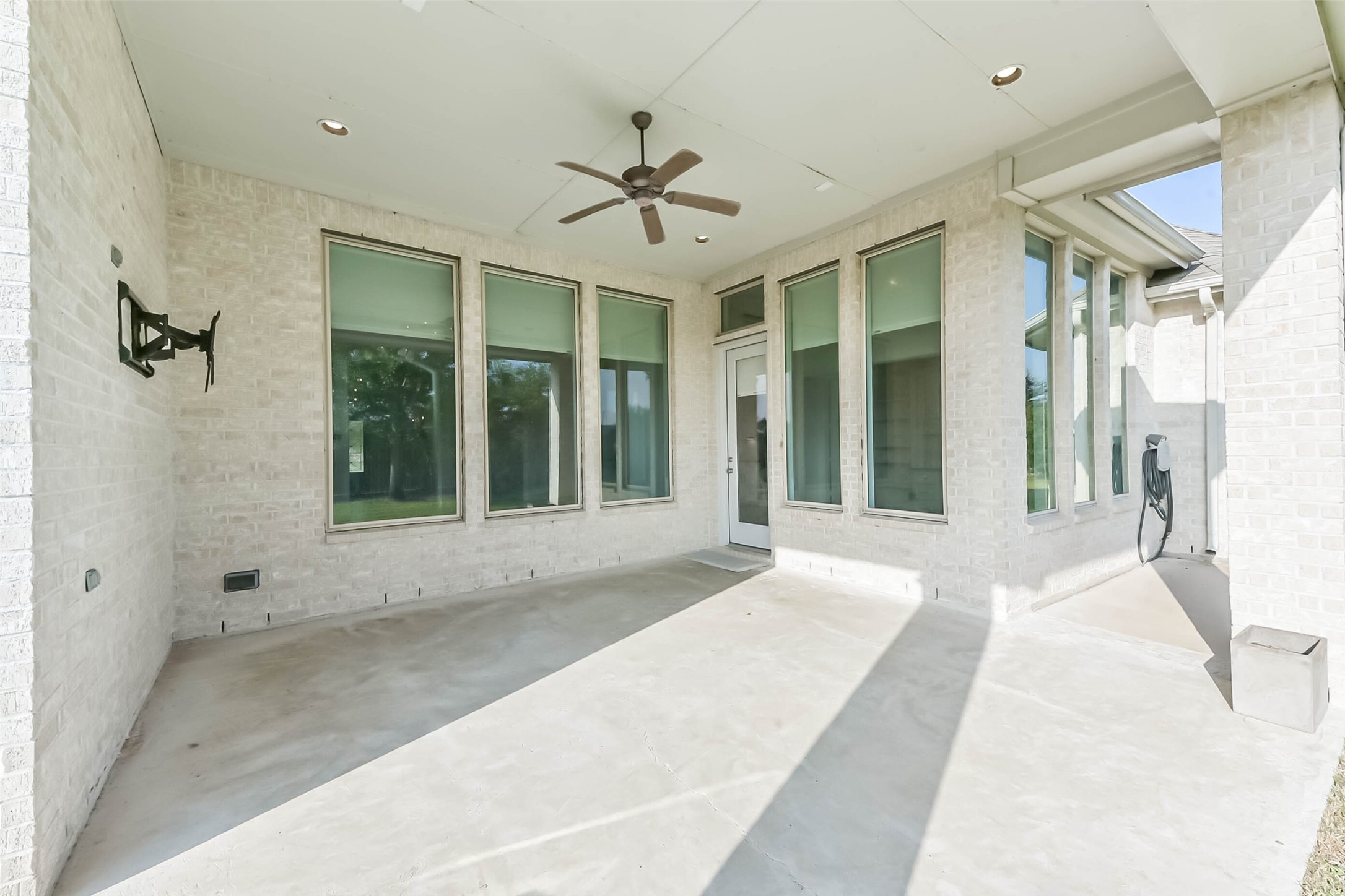 21103 Falling Dawn Drive Property Photo 42