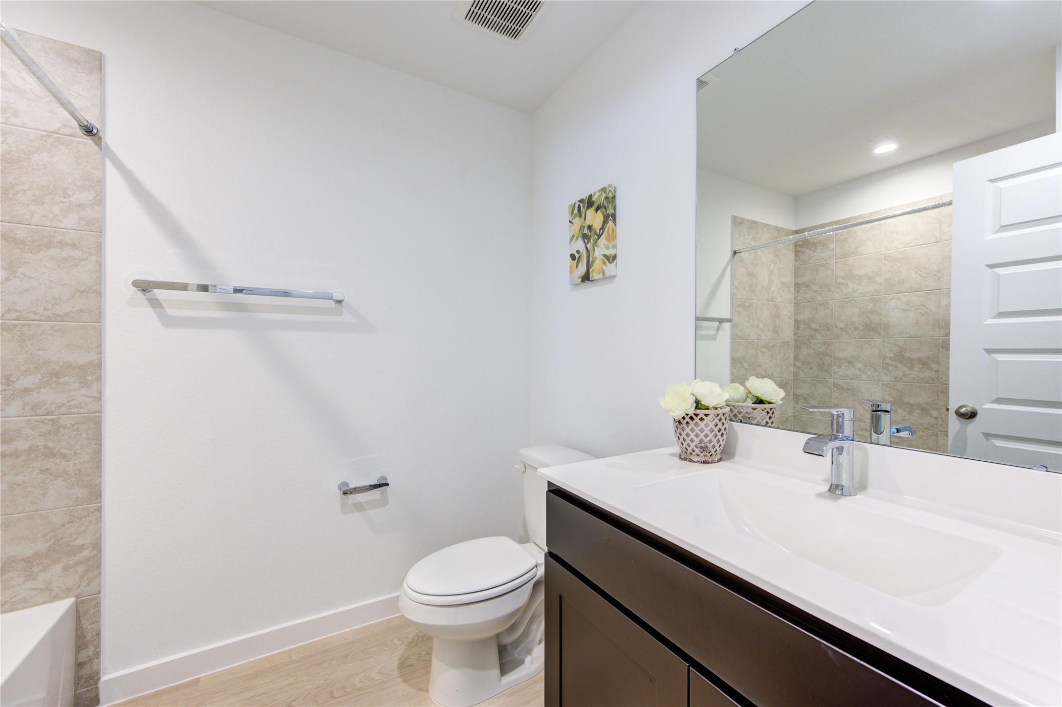 8038 Tropea Drive Property Photo 7
