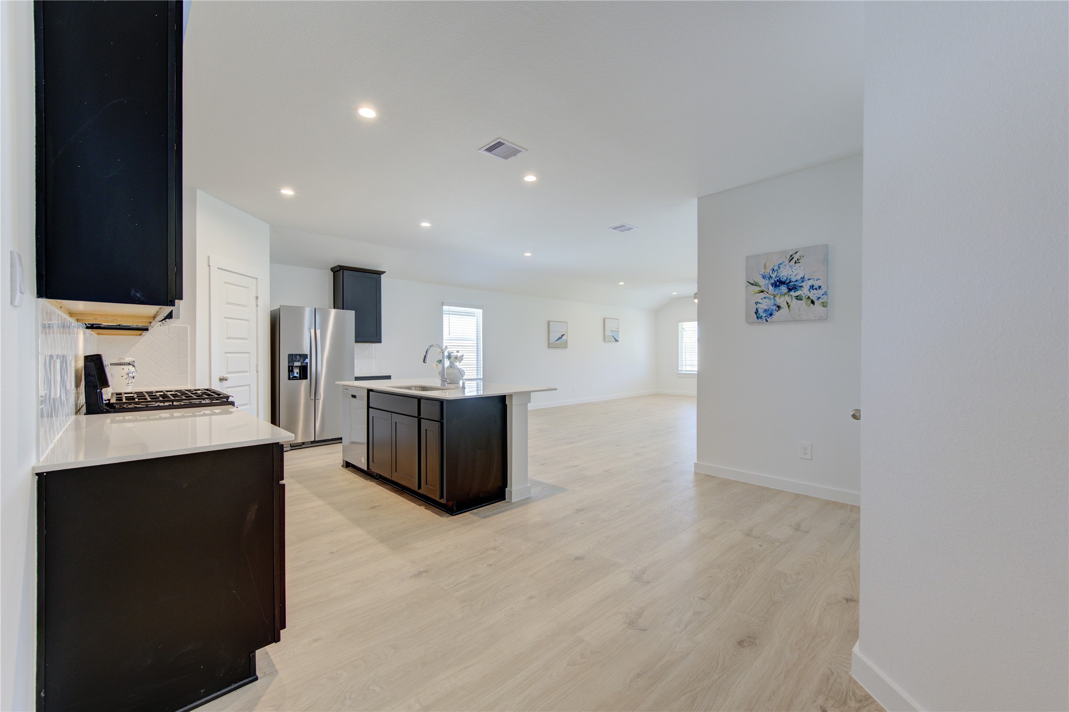 8038 Tropea Drive Property Photo 11