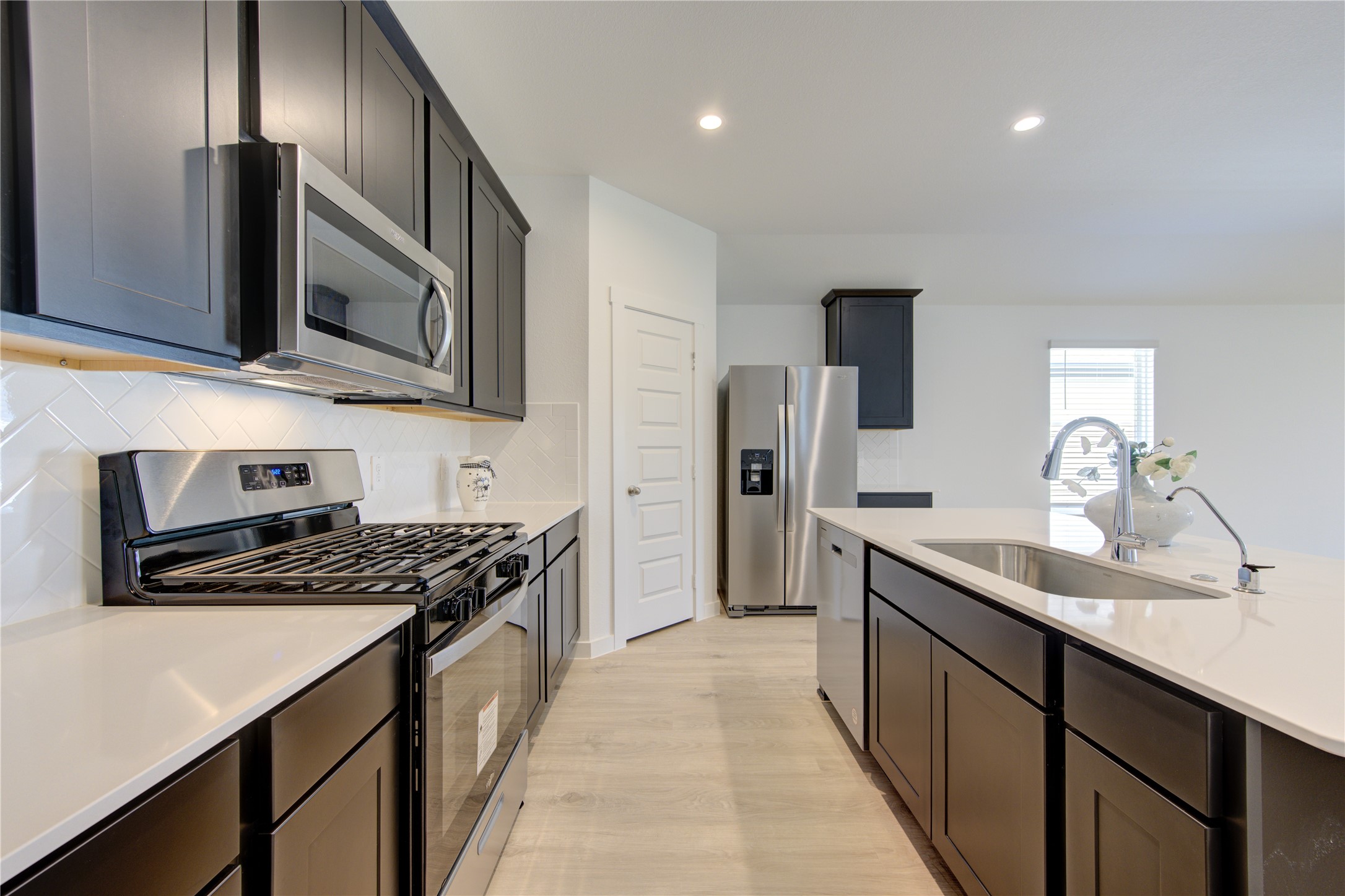 8038 Tropea Drive Property Photo 15