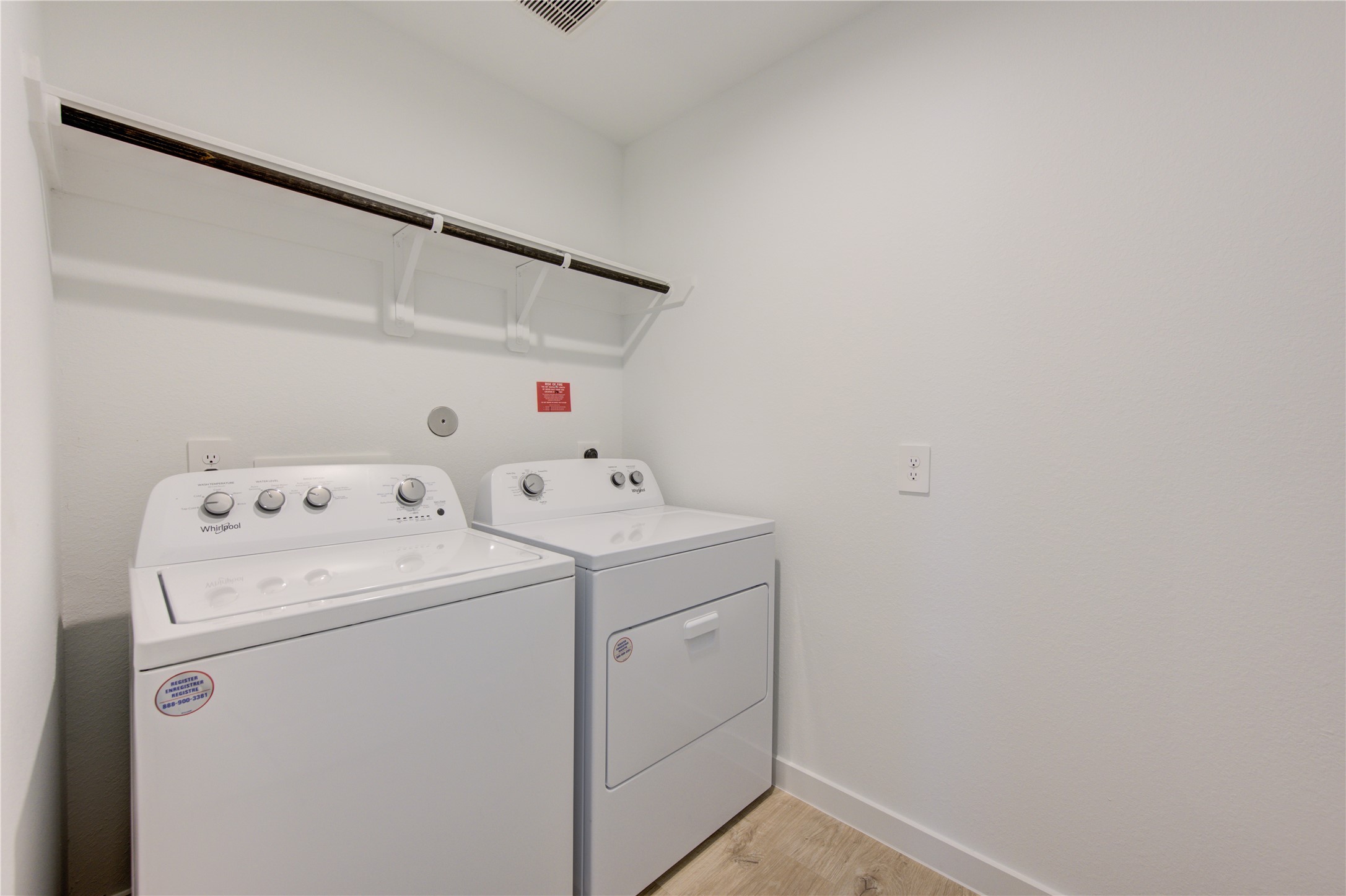 8038 Tropea Drive Property Photo 19