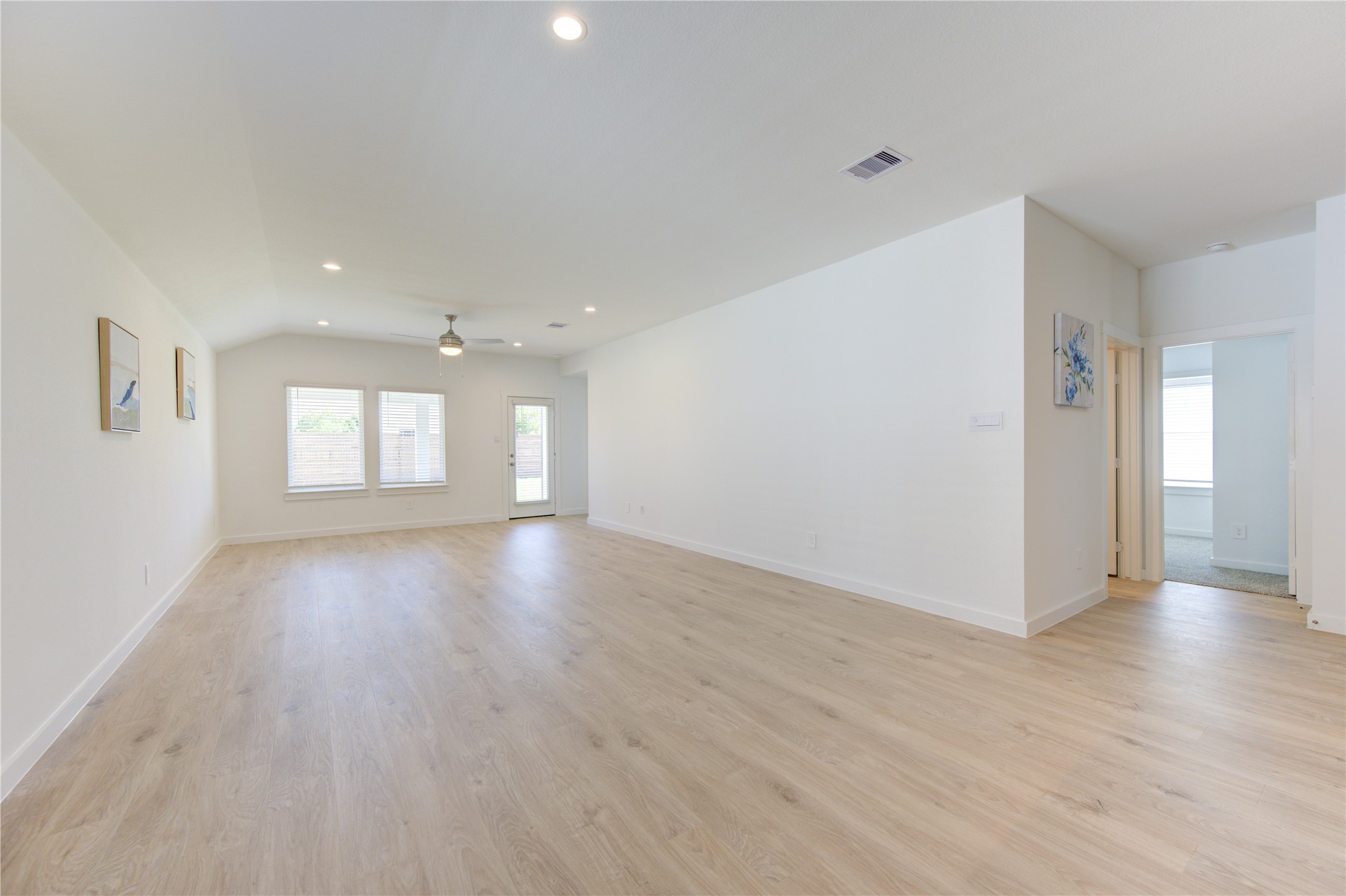 8038 Tropea Drive Property Photo 21