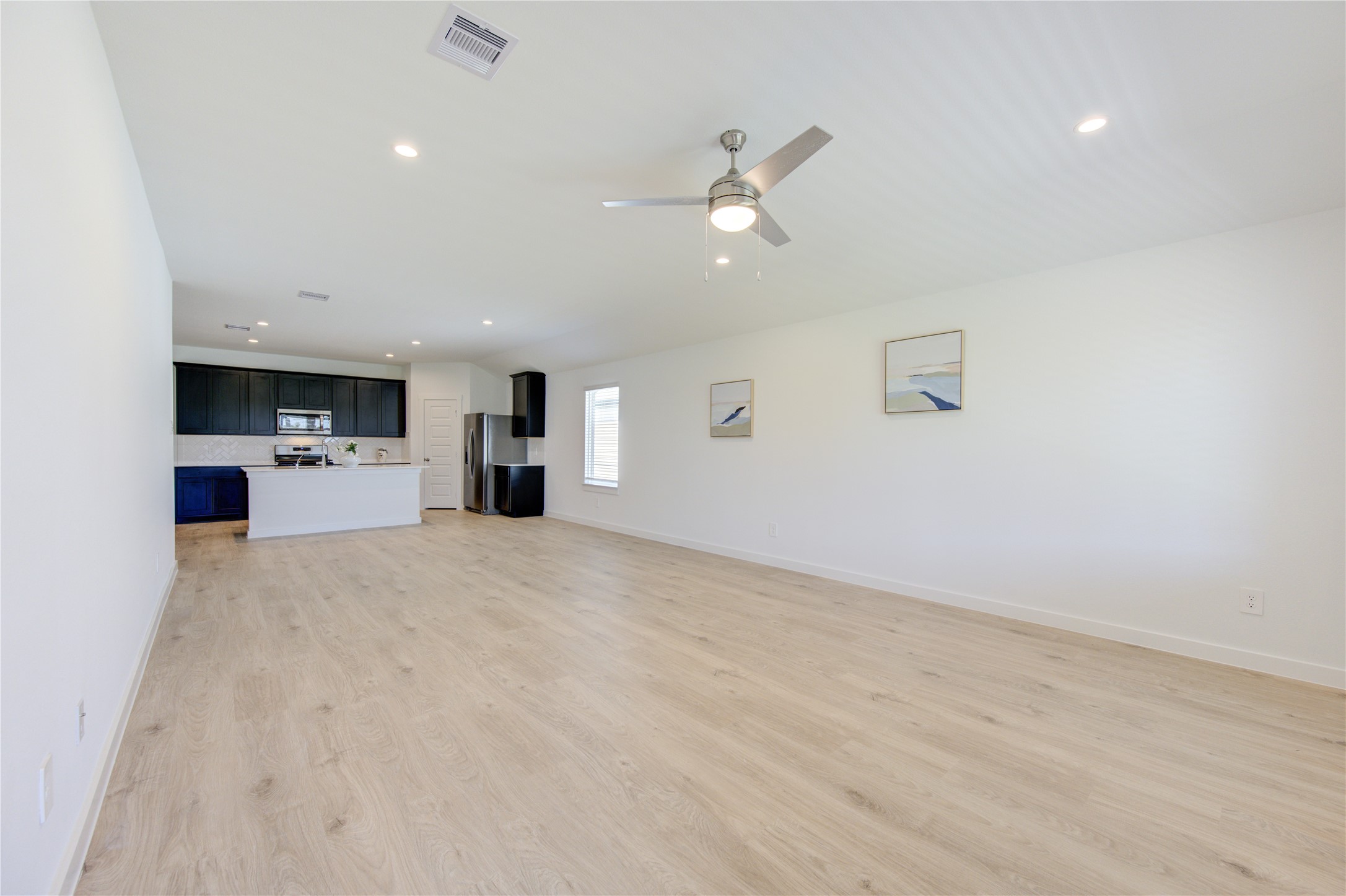 8038 Tropea Drive Property Photo 25