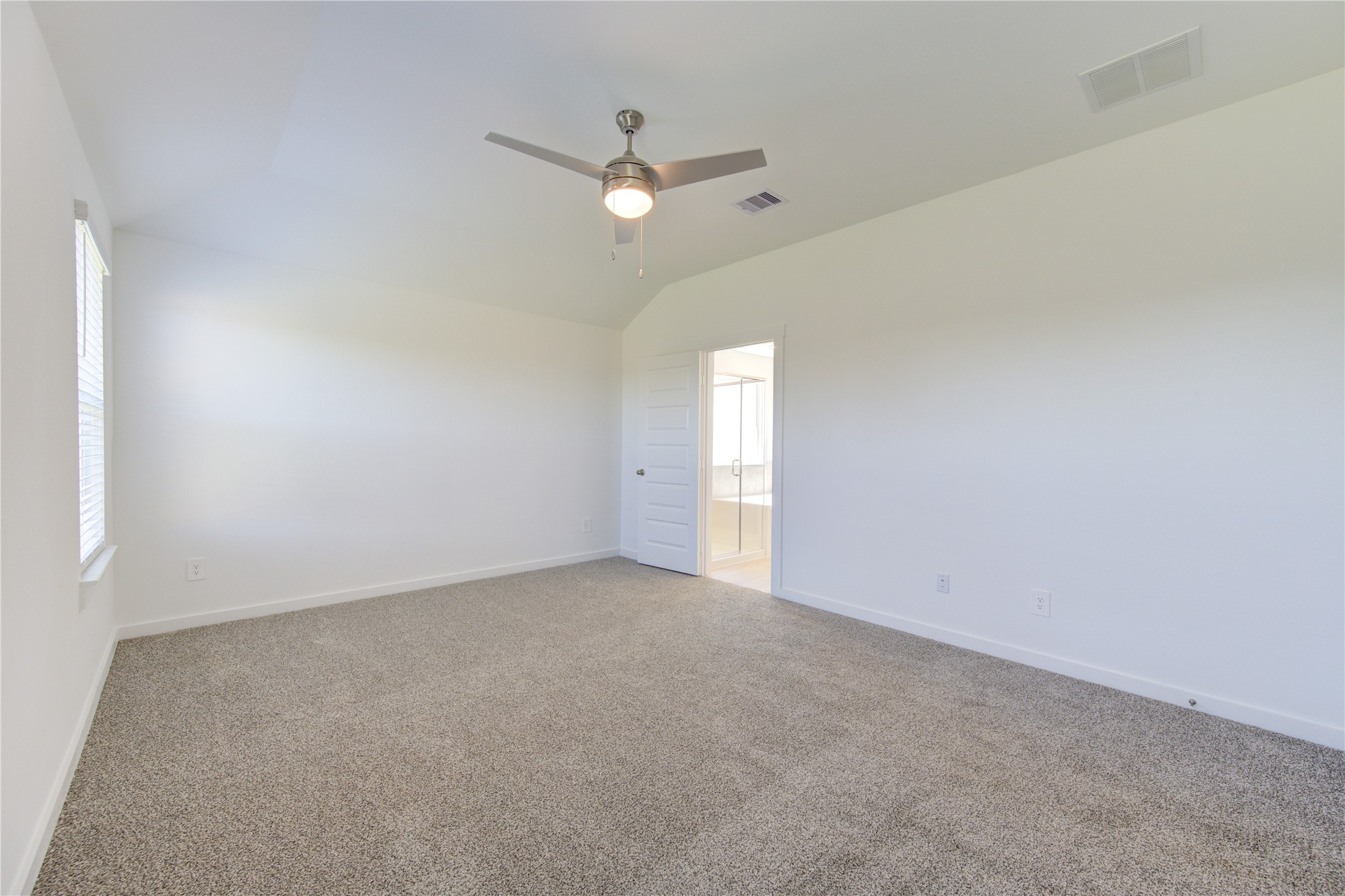 8038 Tropea Drive Property Photo 27