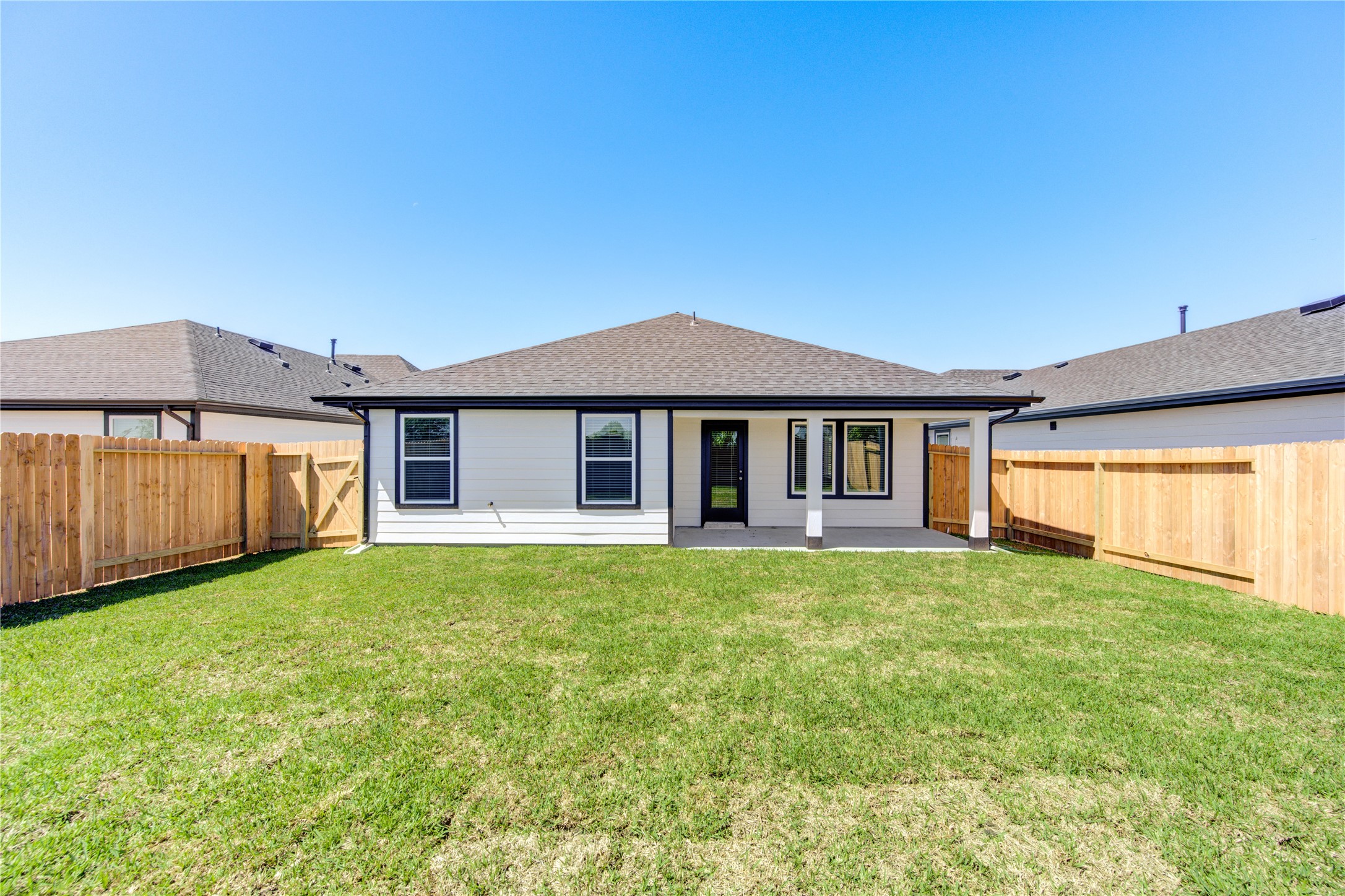 8038 Tropea Drive Property Photo 34