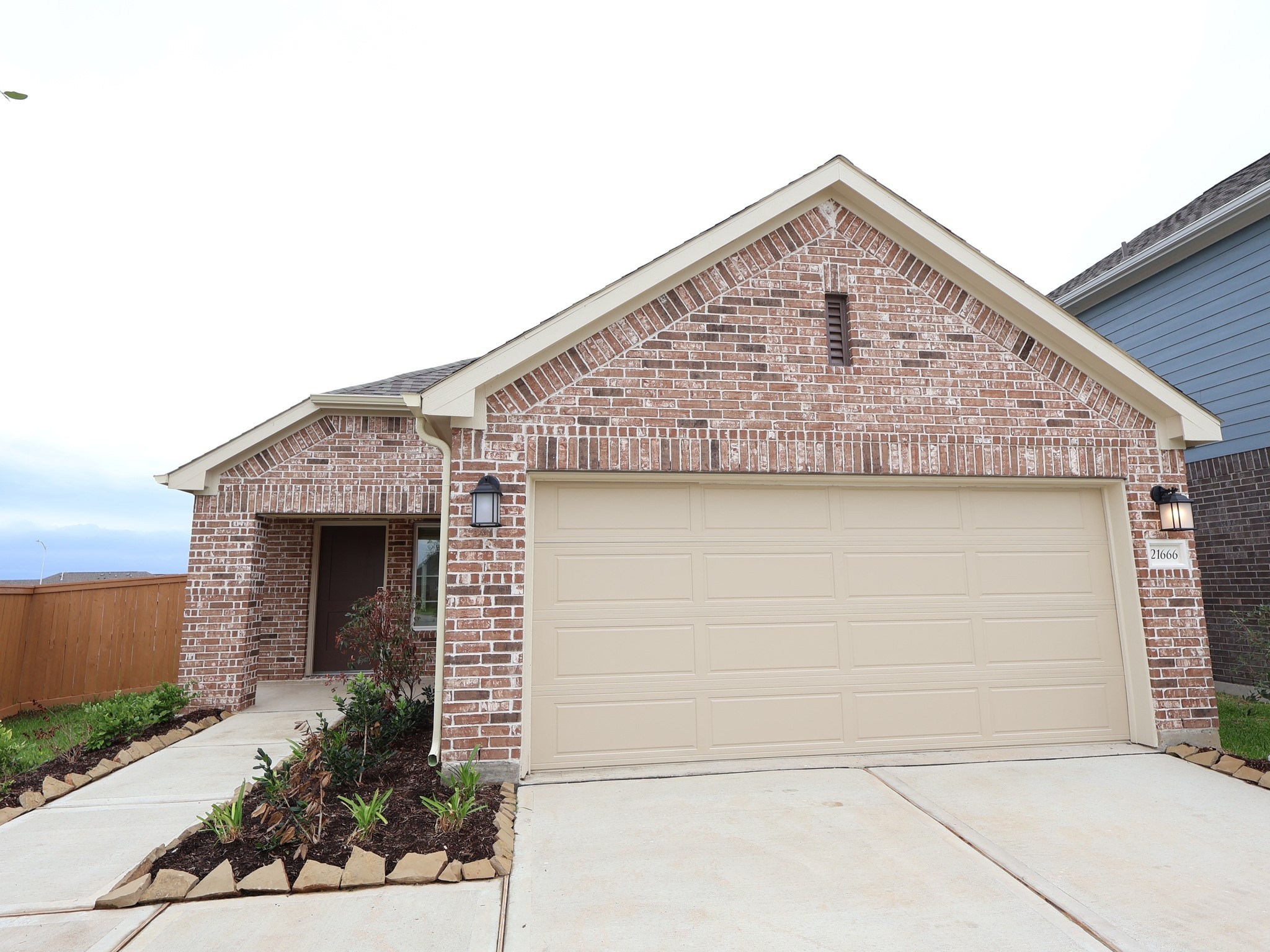 21666 Sandy Dune Drive Property Photo 1