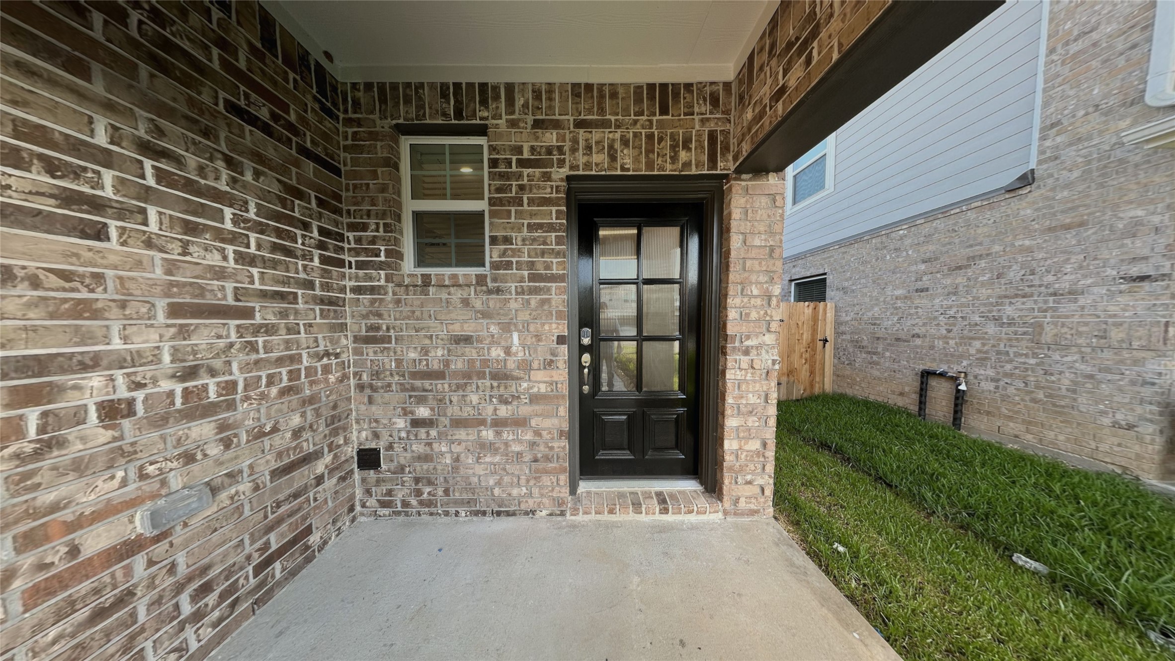 23239 Wise Walk Drive Property Photo 5