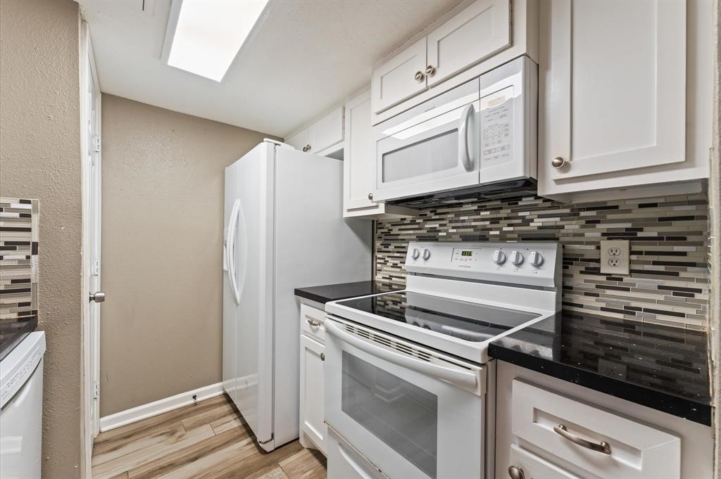 811 Threadneedle Street 277 Property Photo 9