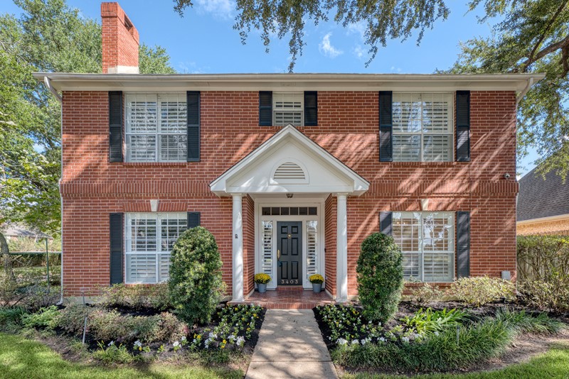 3403 Driftwood Court Property Photo 1