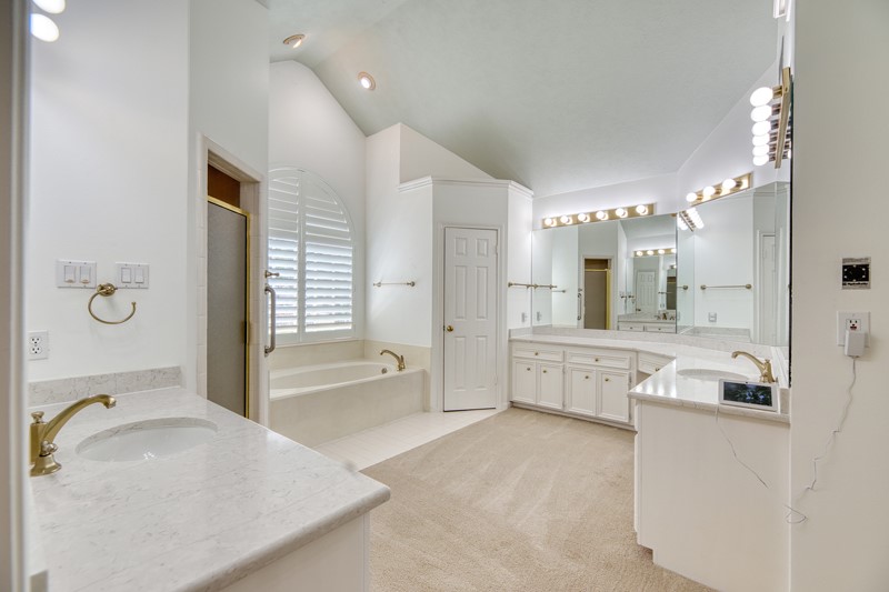 3403 Driftwood Court Property Photo 20