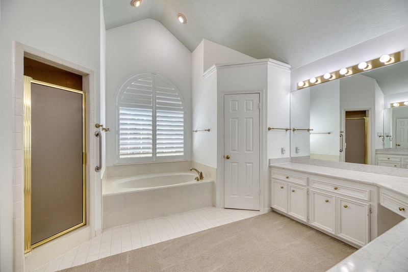 3403 Driftwood Court Property Photo 21