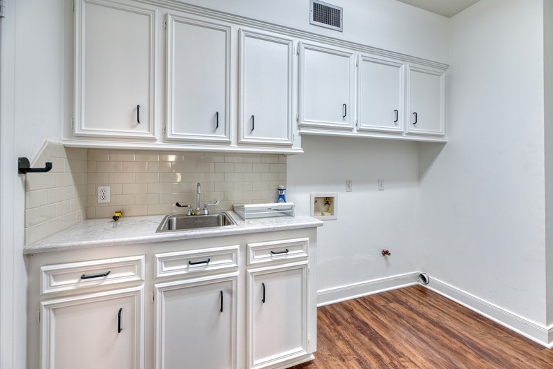 3403 Driftwood Court Property Photo 28