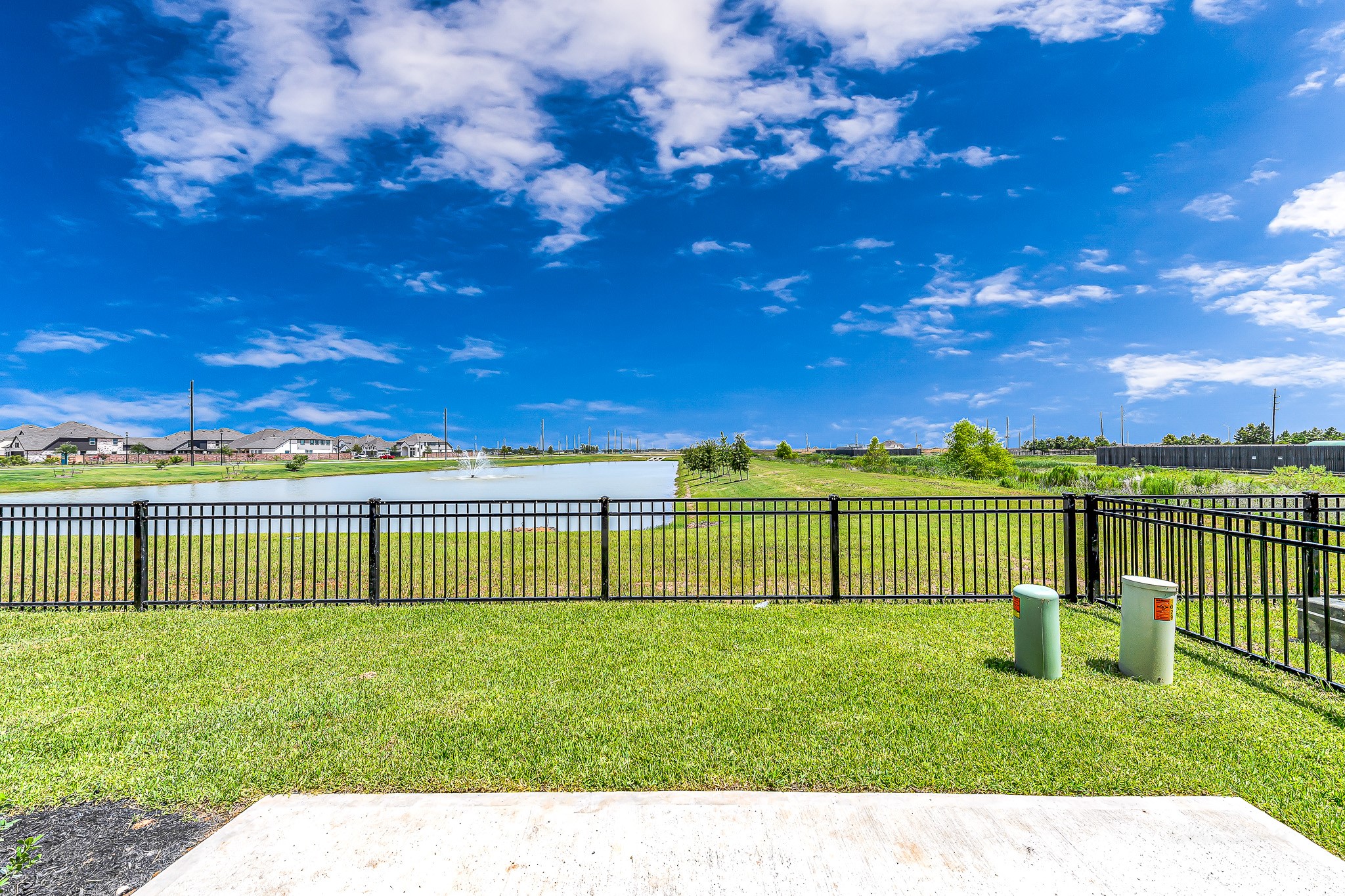 1029 Laguna Cove Drive Property Photo 32