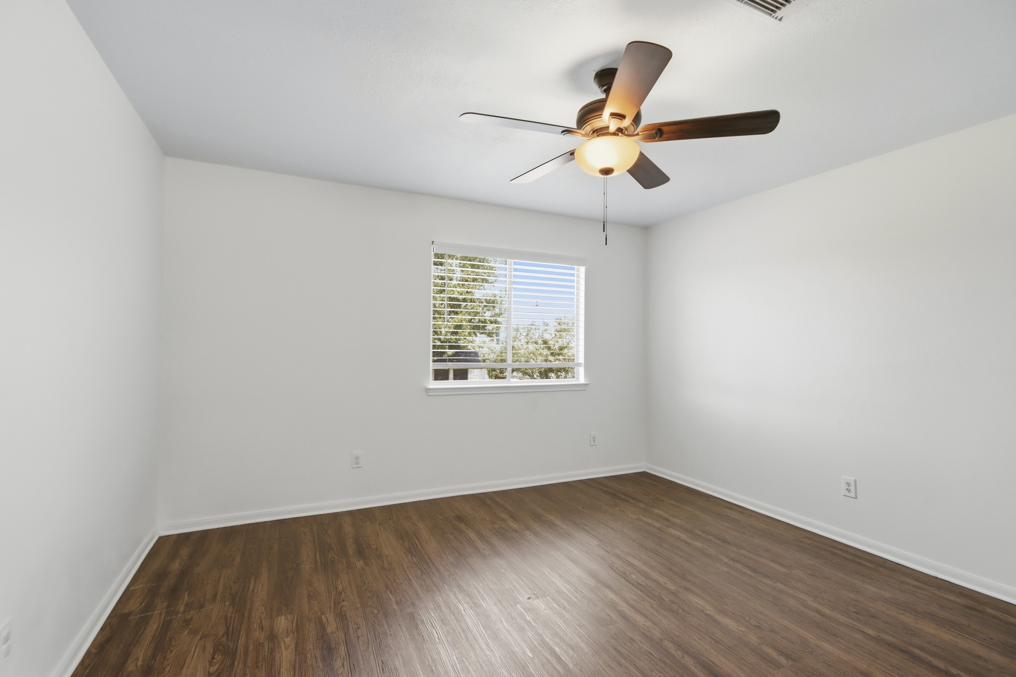 15127 Green Whisper Drive Property Photo 12