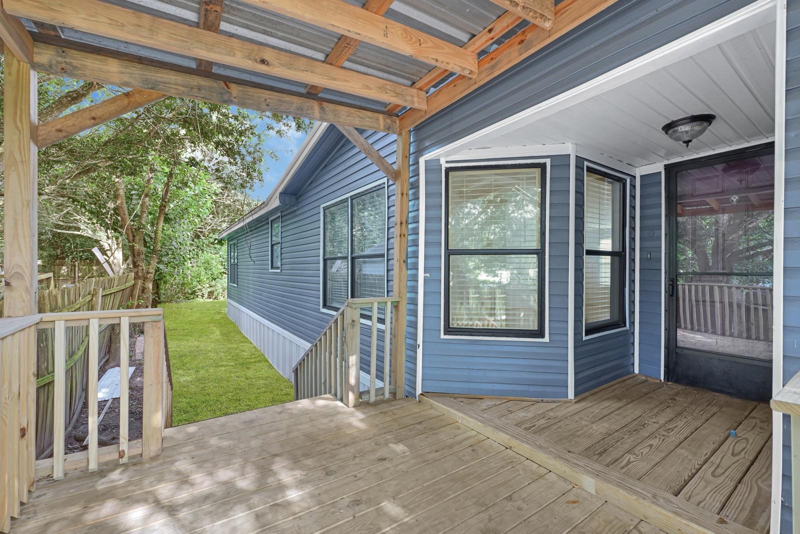 3614 College Street Property Photo 1