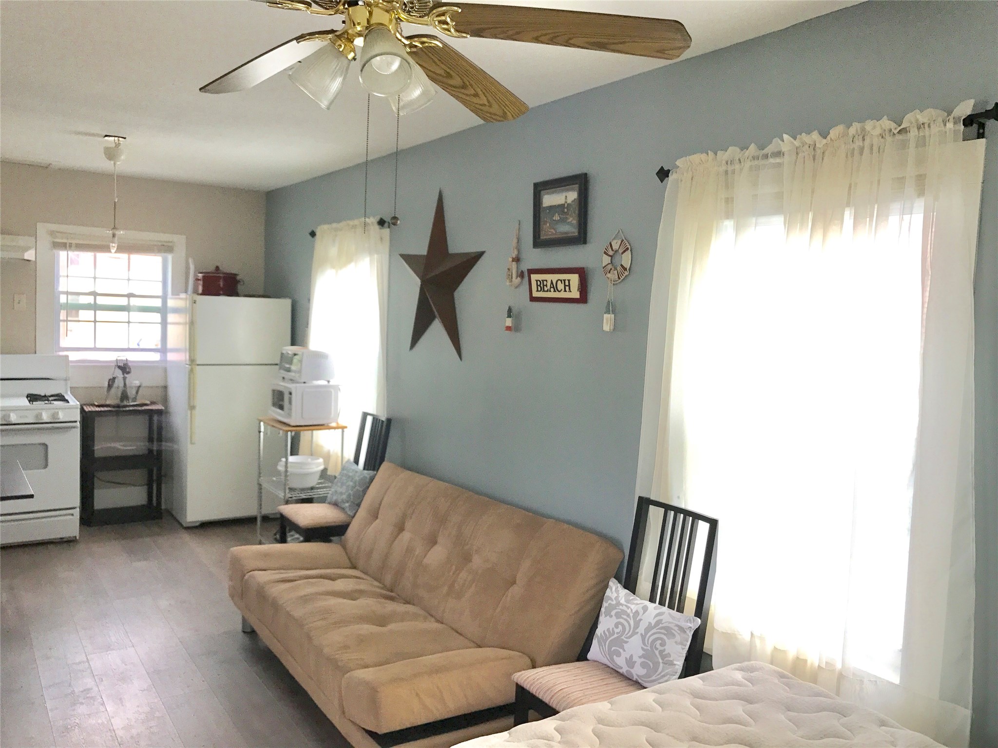 4025 Avenue R Property Photo 2